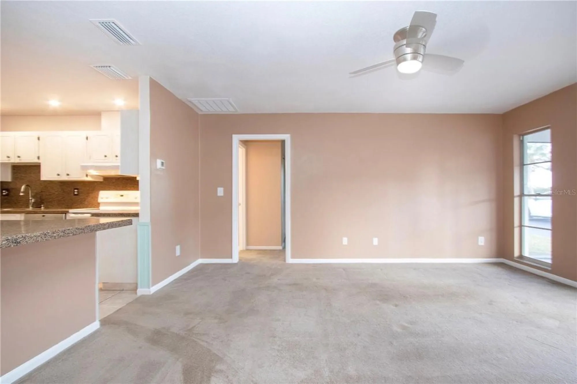 Property Slideshow image 18 of 60 | 332 club manor dr # 10, Sun City Center, FL, 33573