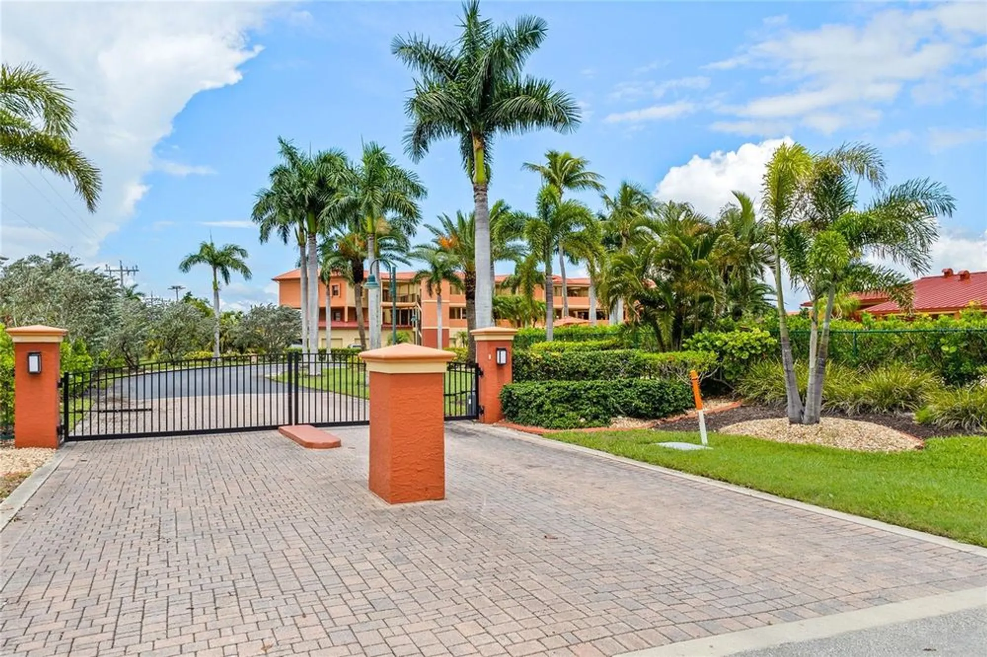Property Slideshow image 32 of 36 | 3250 southshore dr apt 54b, Punta Gorda, FL, 33955