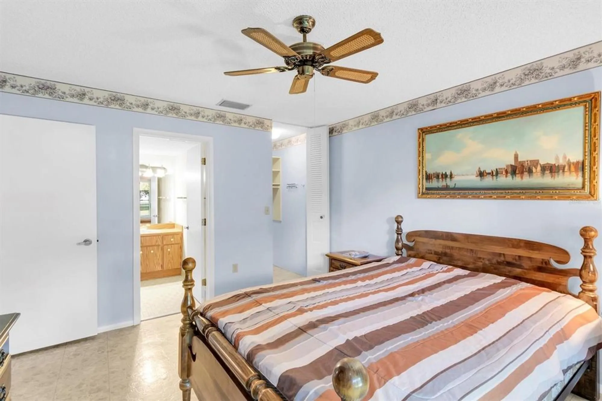 Property Slideshow image 15 of 59 | 11204 pembridge ct 4, Port Richey, FL, 34668