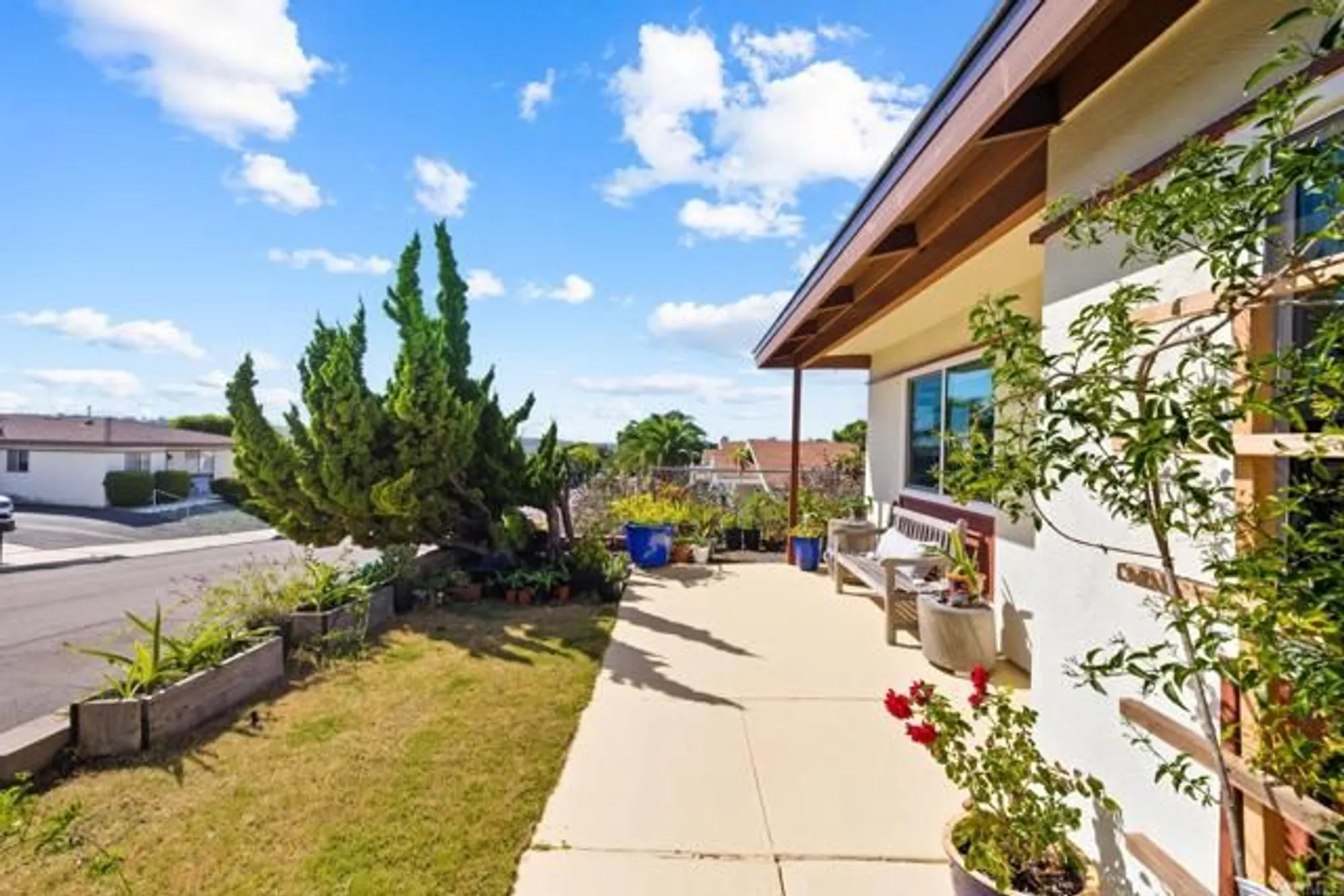 Property Slideshow image 5 of 40 | 3560 santa maria st, Oceanside, CA, 92056