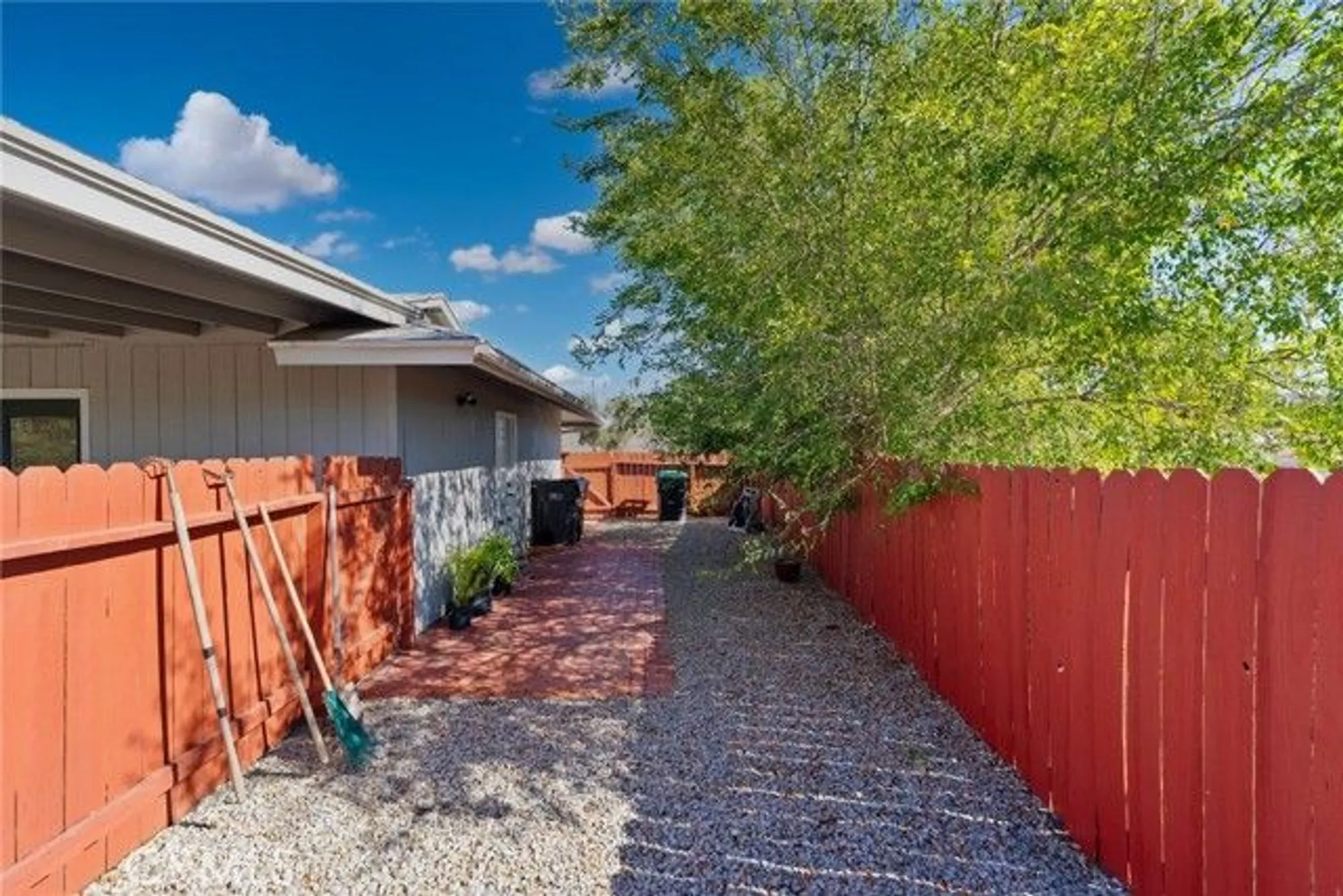 Property Slideshow image 20 of 30 | 29151 thornhill dr, Menifee, CA, 92586