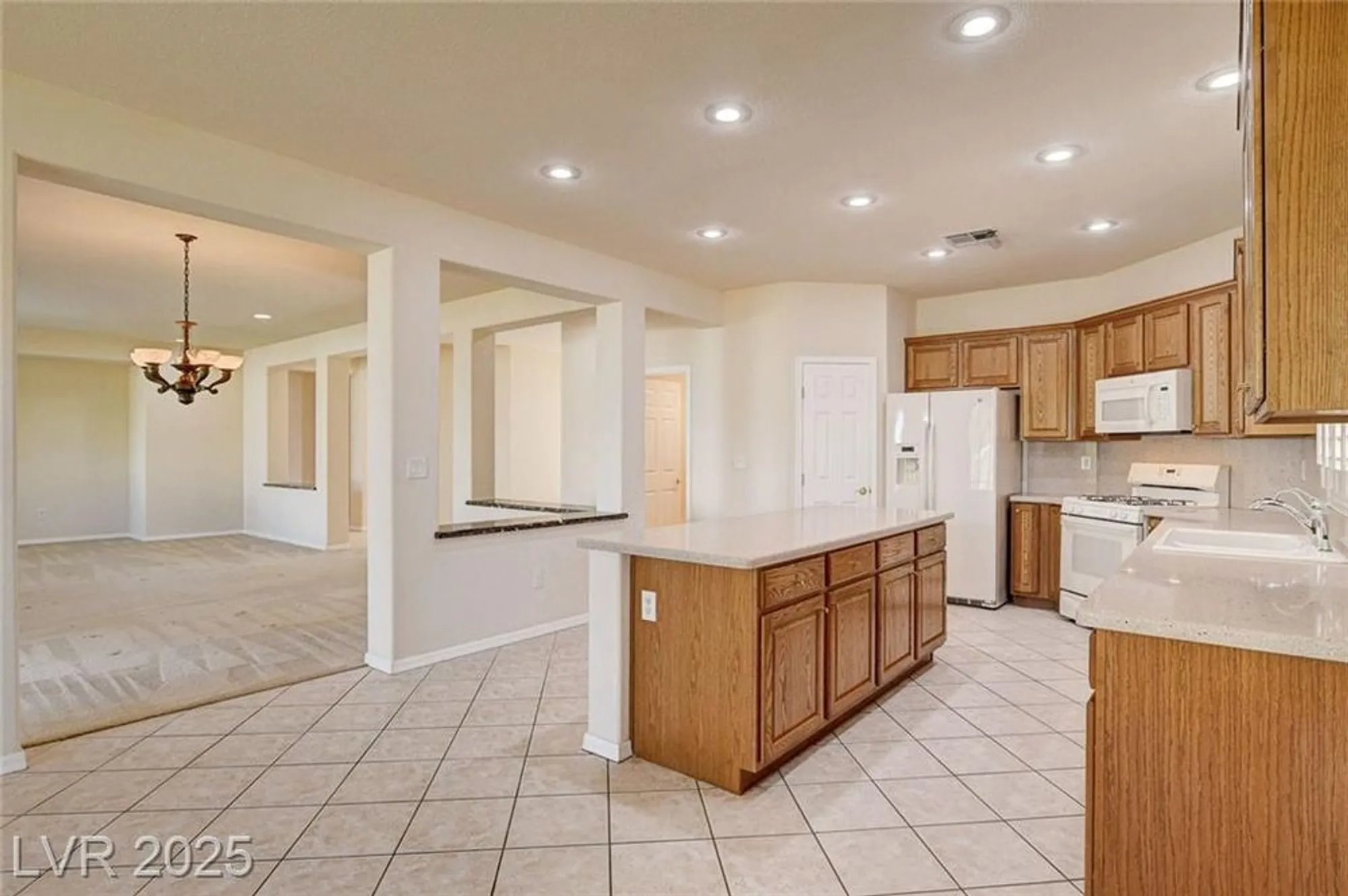Property Slideshow image 11 of 50 | 10504 bambola pl, Las Vegas, NV, 89135