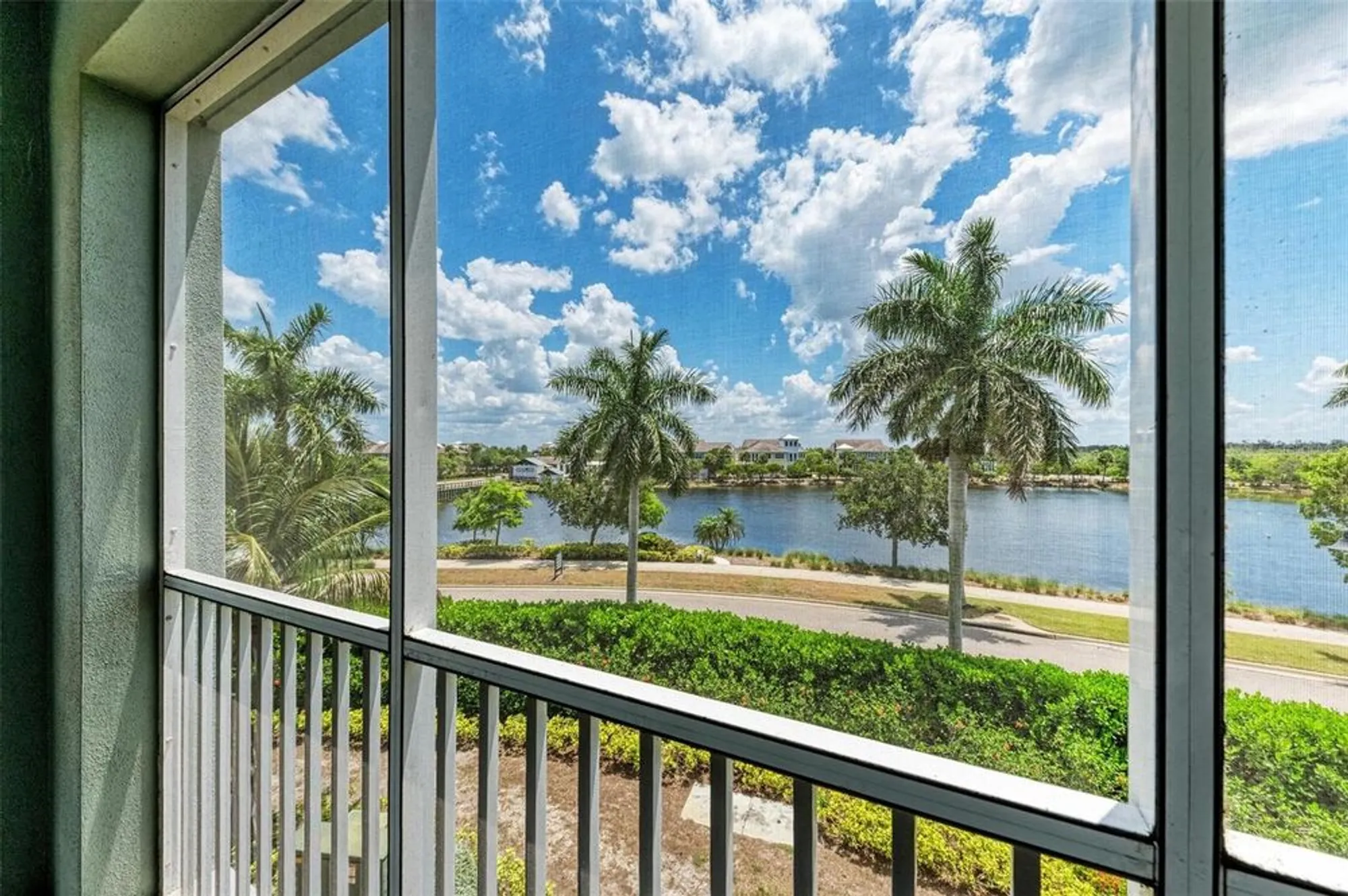 Property Slideshow image 25 of 89 | 379 aruba cir unit 202, Bradenton, FL, 34209