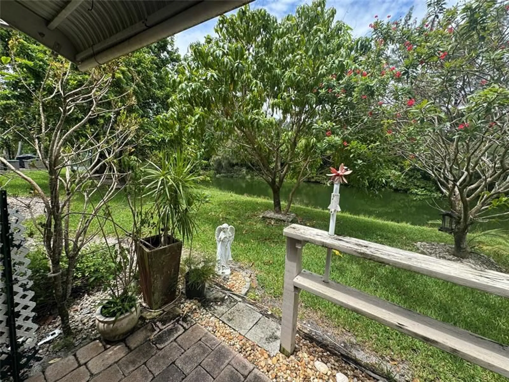 Property Slideshow image 17 of 23 | 61 camden c c, West Palm Beach, FL, 33417