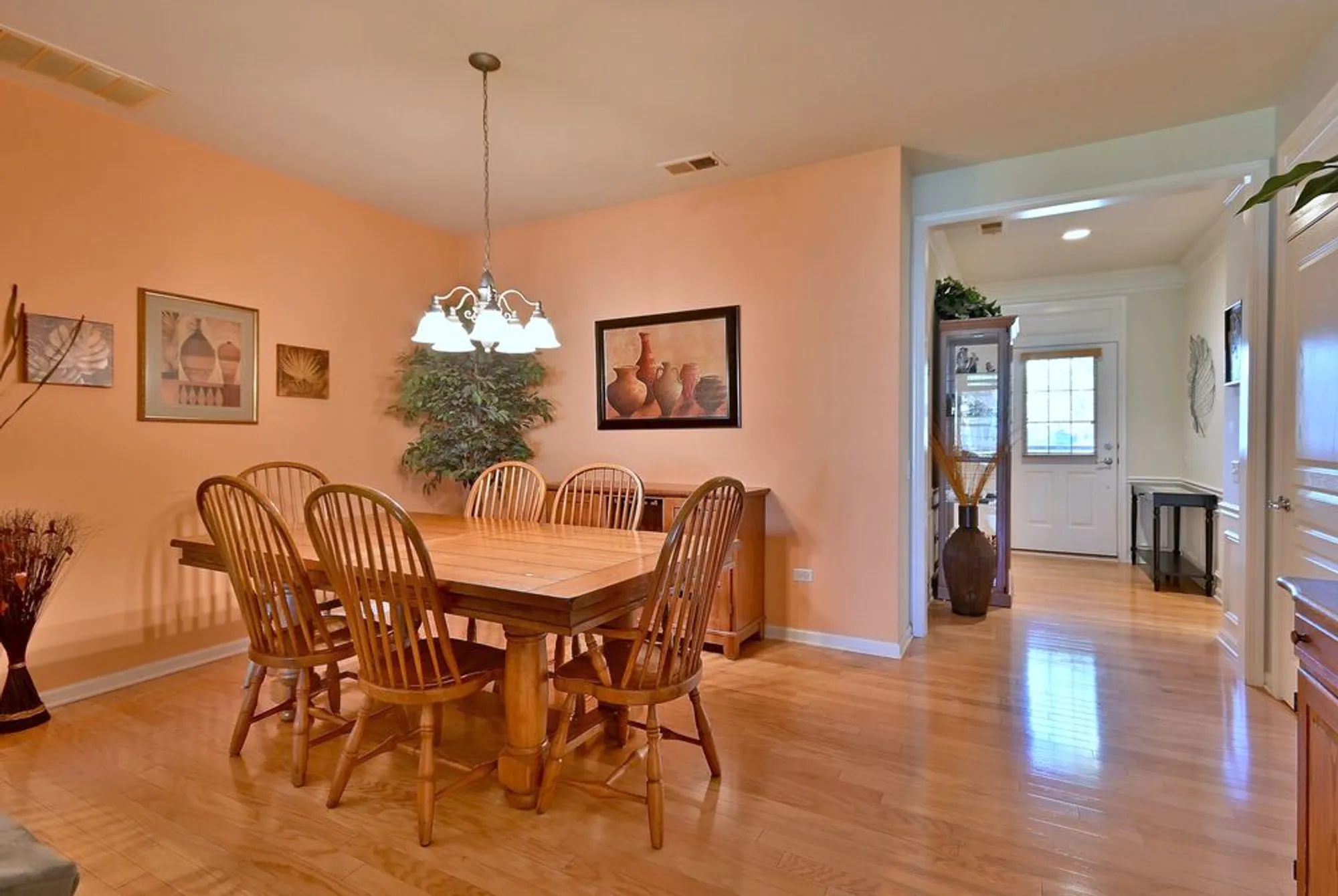 Property Slideshow image 12 of 36 | 2832 beacon point cir, Elgin, IL, 60124