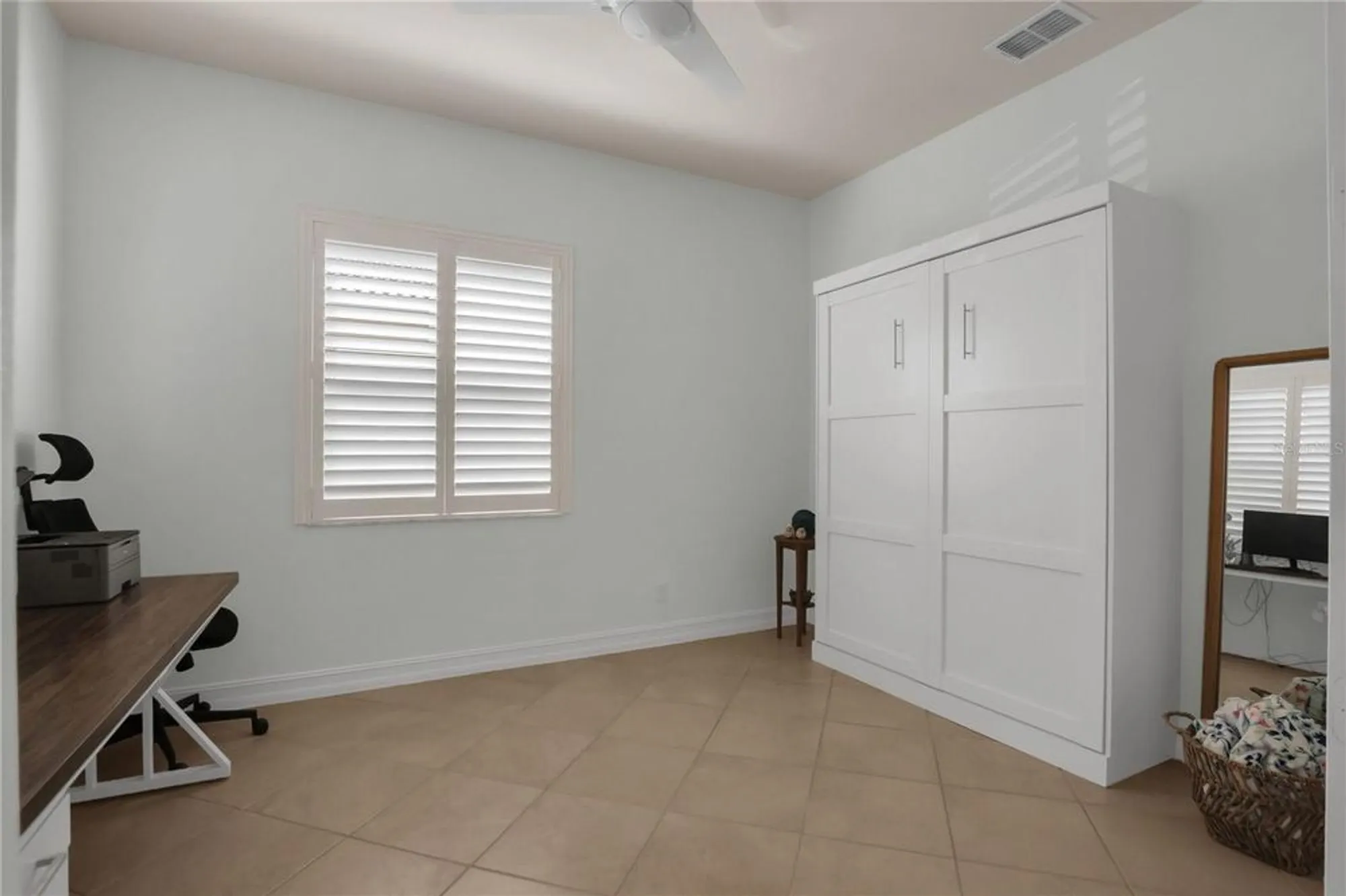 Property Slideshow image 26 of 48 | 4946 sapphire sound dr, Wimauma, FL, 33598