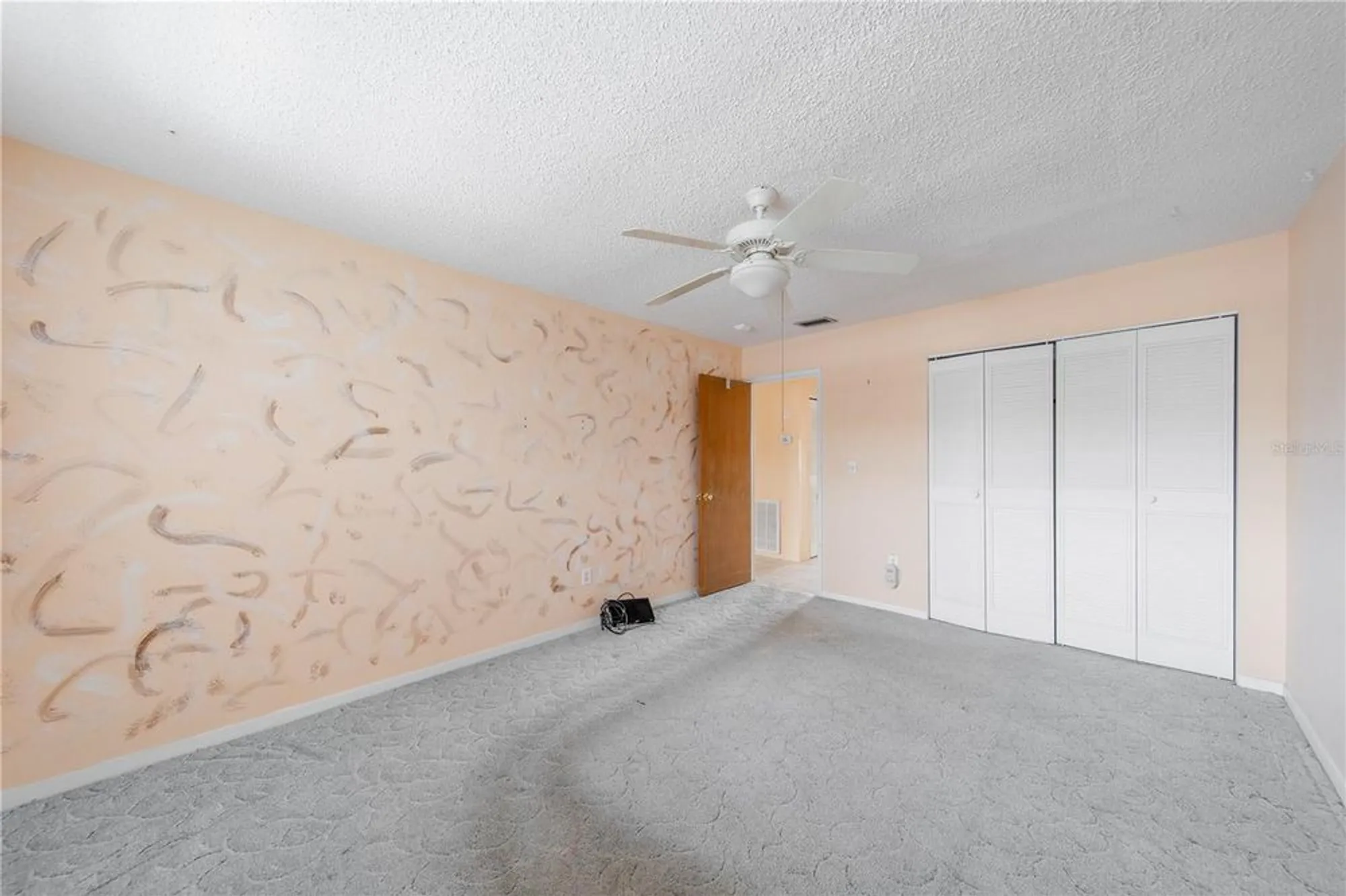 Property Slideshow image 9 of 30 | 5925 shore blvd 606, Gulfport, FL, 33707