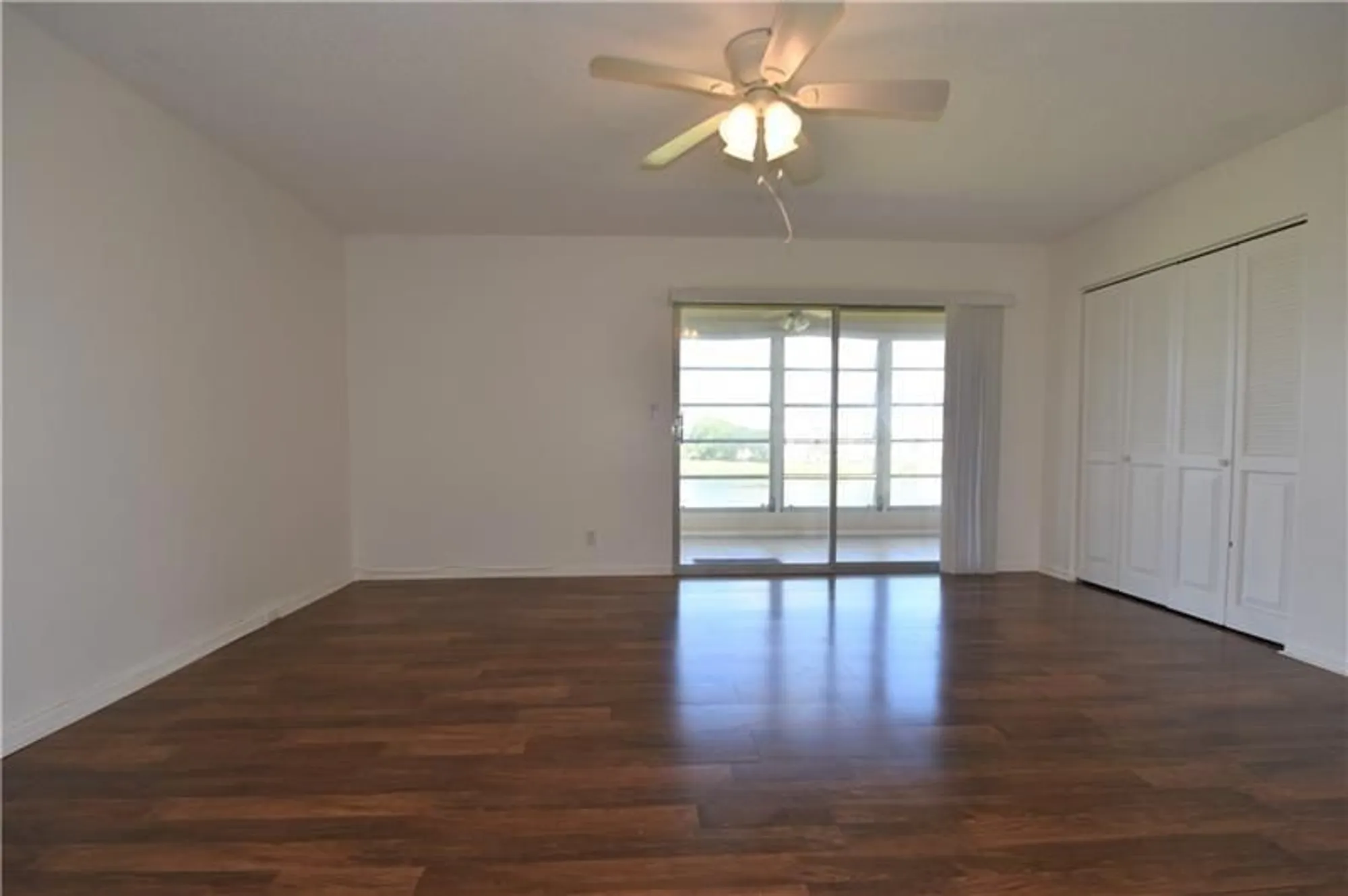 Property Slideshow image 16 of 28 | 2801 victoria way apt j4, Coconut Creek, FL, 33066