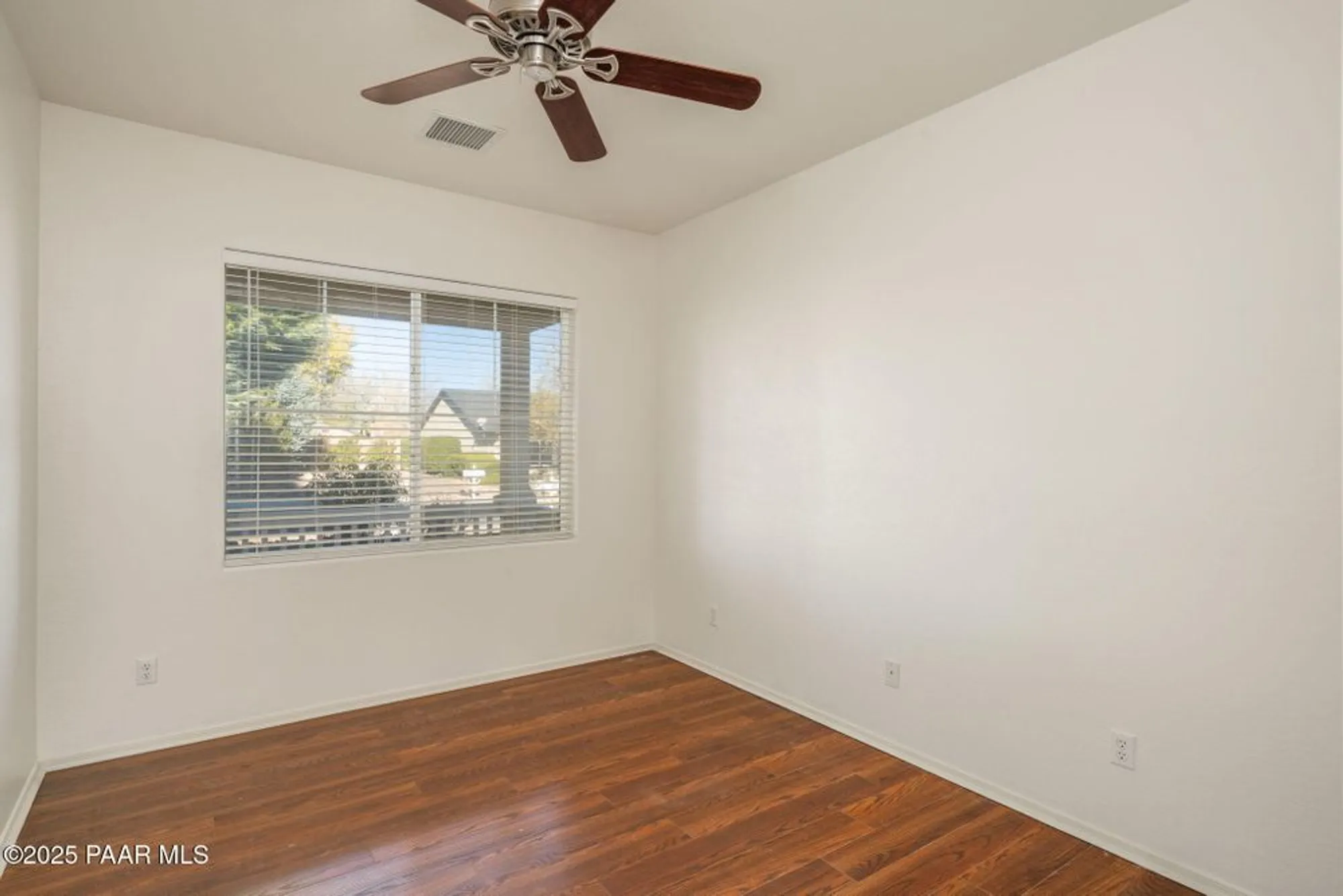 Property Slideshow image 28 of 36 | 7677 e shimmer ln, Prescott Valley, AZ, 86315