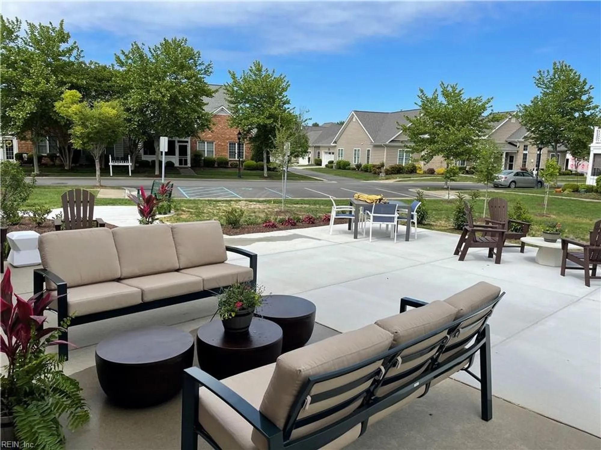 Property Slideshow image 21 of 29 | 224 st pauls ave # 32-3, Smithfield, VA, 23430