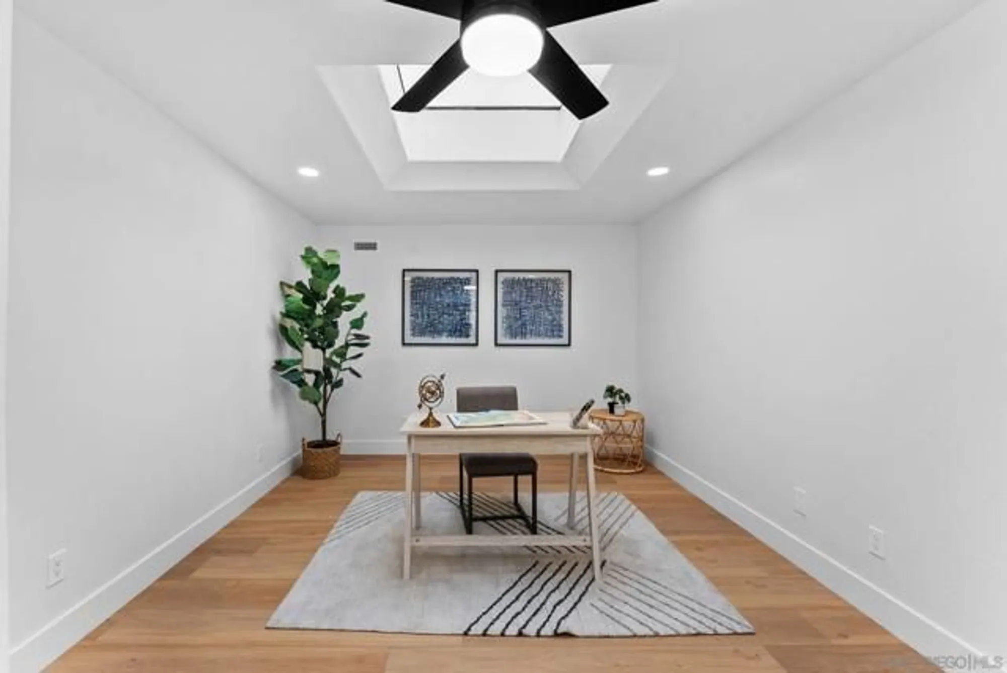 Property Slideshow image 14 of 24 | 4695 adra way, Oceanside, CA, 92056