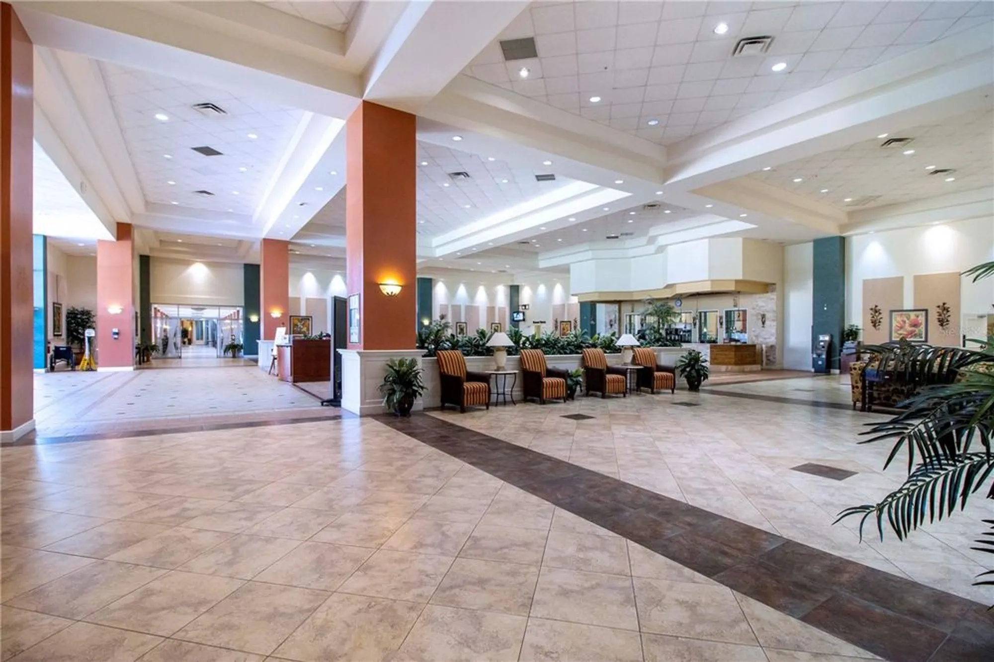 Property Slideshow image 50 of 72 | 1906 canterbury ln 20, Sun City Center, FL, 33573