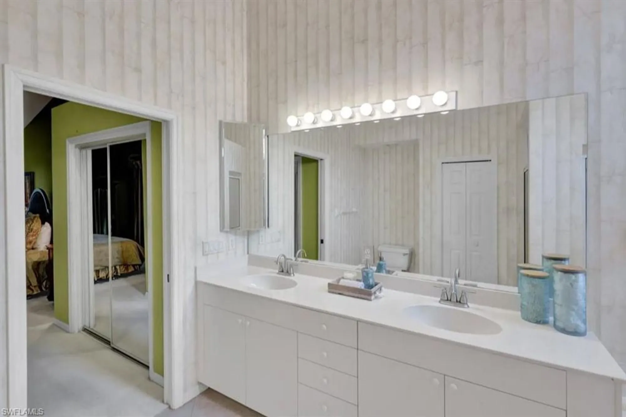 Property Slideshow image 19 of 36 | 3281 crossings ct 201, Bonita Springs, FL, 34134