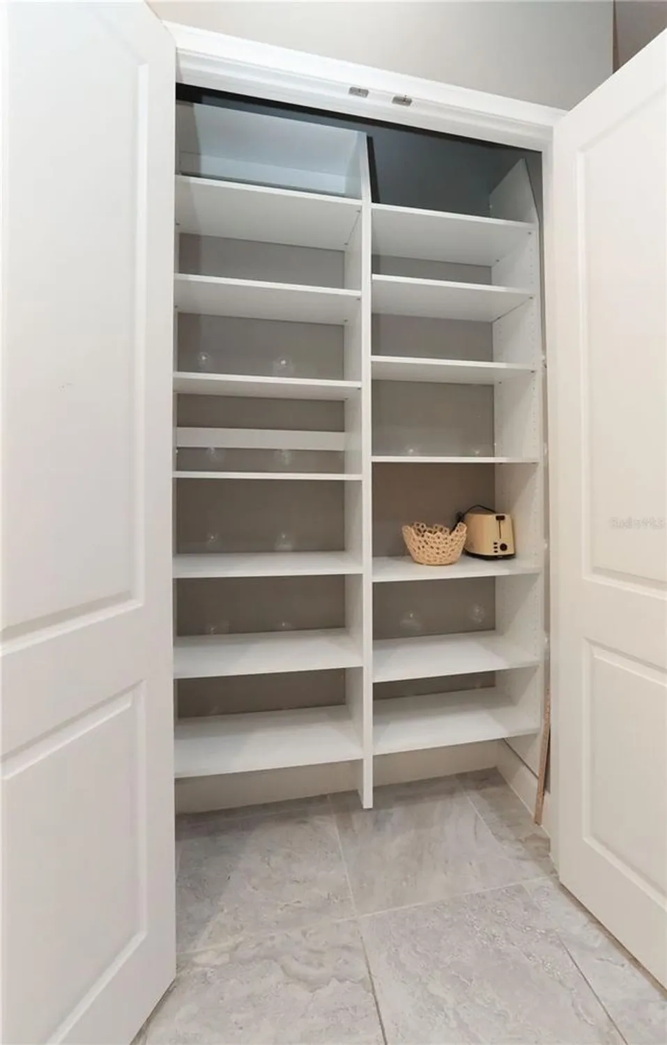 Property Slideshow image 50 of 92 | 875 pinewood dr, Ormond Beach, FL, 32174