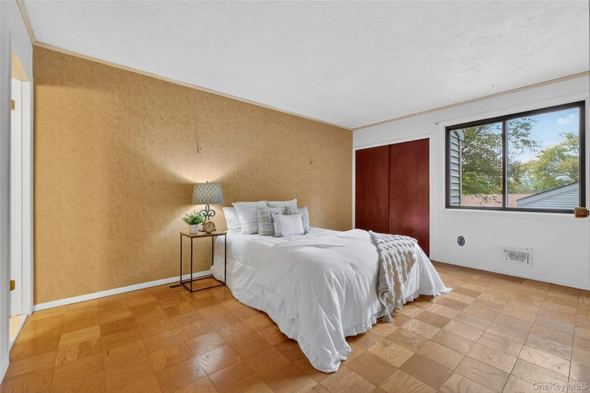 Property Slideshow image 12 of 17 | 45 jefferson oval d, Yorktown Heights, NY, 10598