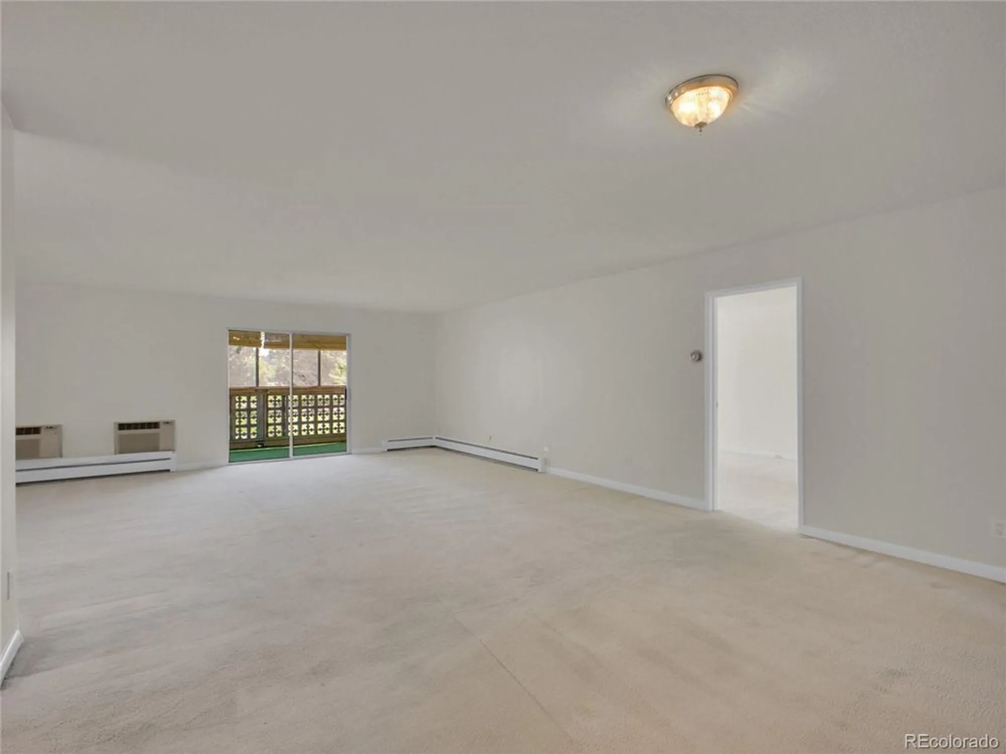 Property Slideshow image 18 of 40 | 3144 s wheeling way apt 206, Aurora, CO, 80014