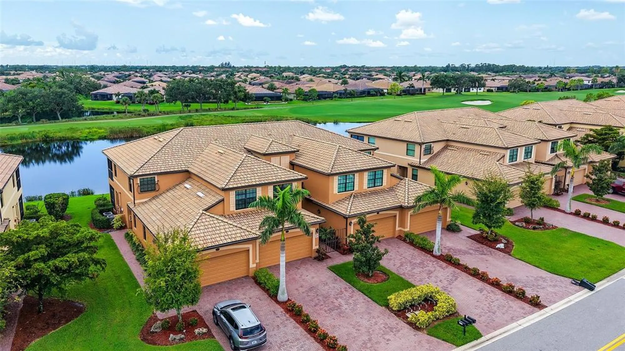 Property Slideshow image 5 of 83 | 6806 grand estuary trl unit 102, Bradenton, FL, 34212