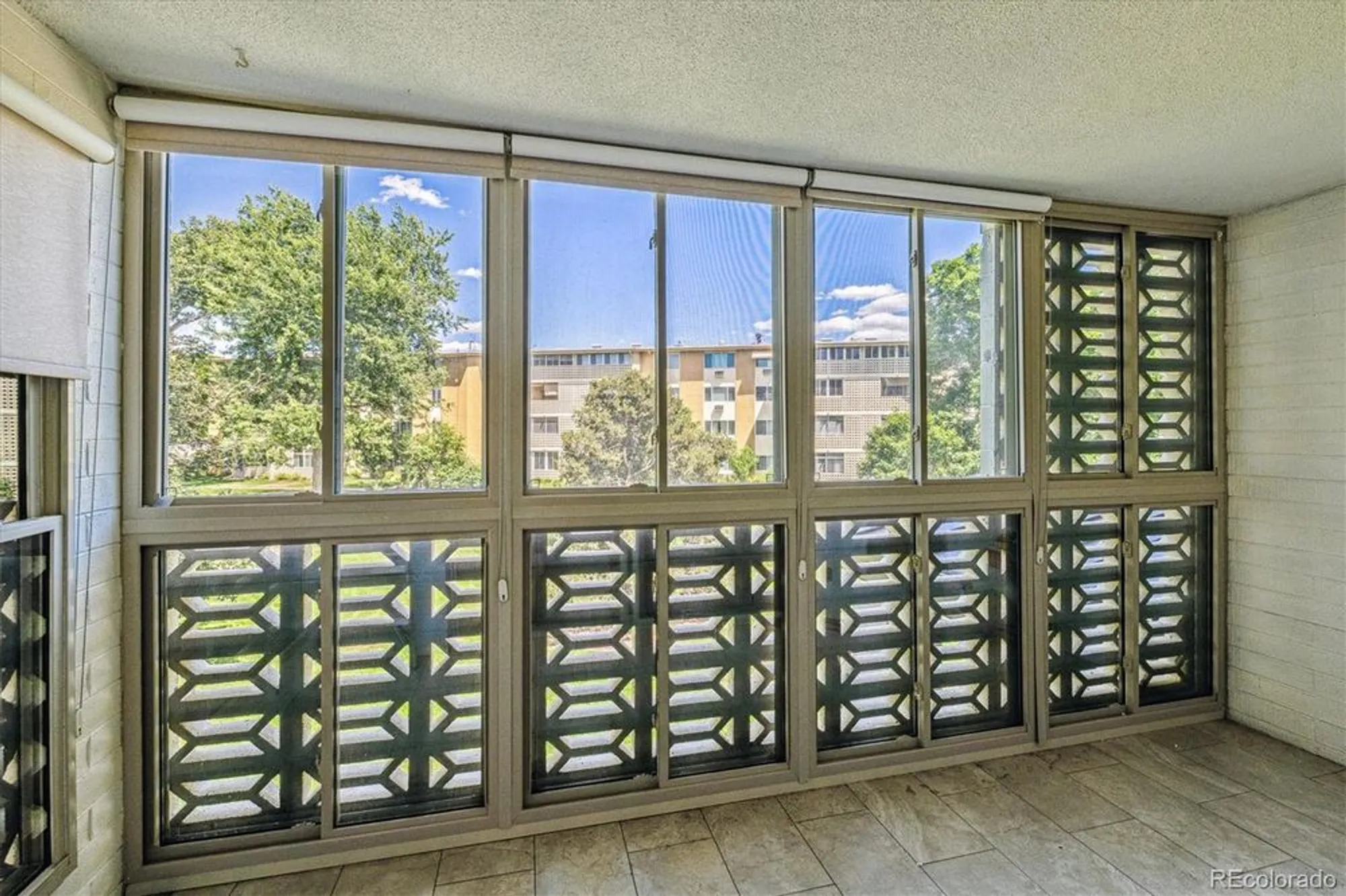 Property Slideshow image 14 of 34 | 595 s alton way apt 7b, Denver, CO, 80247