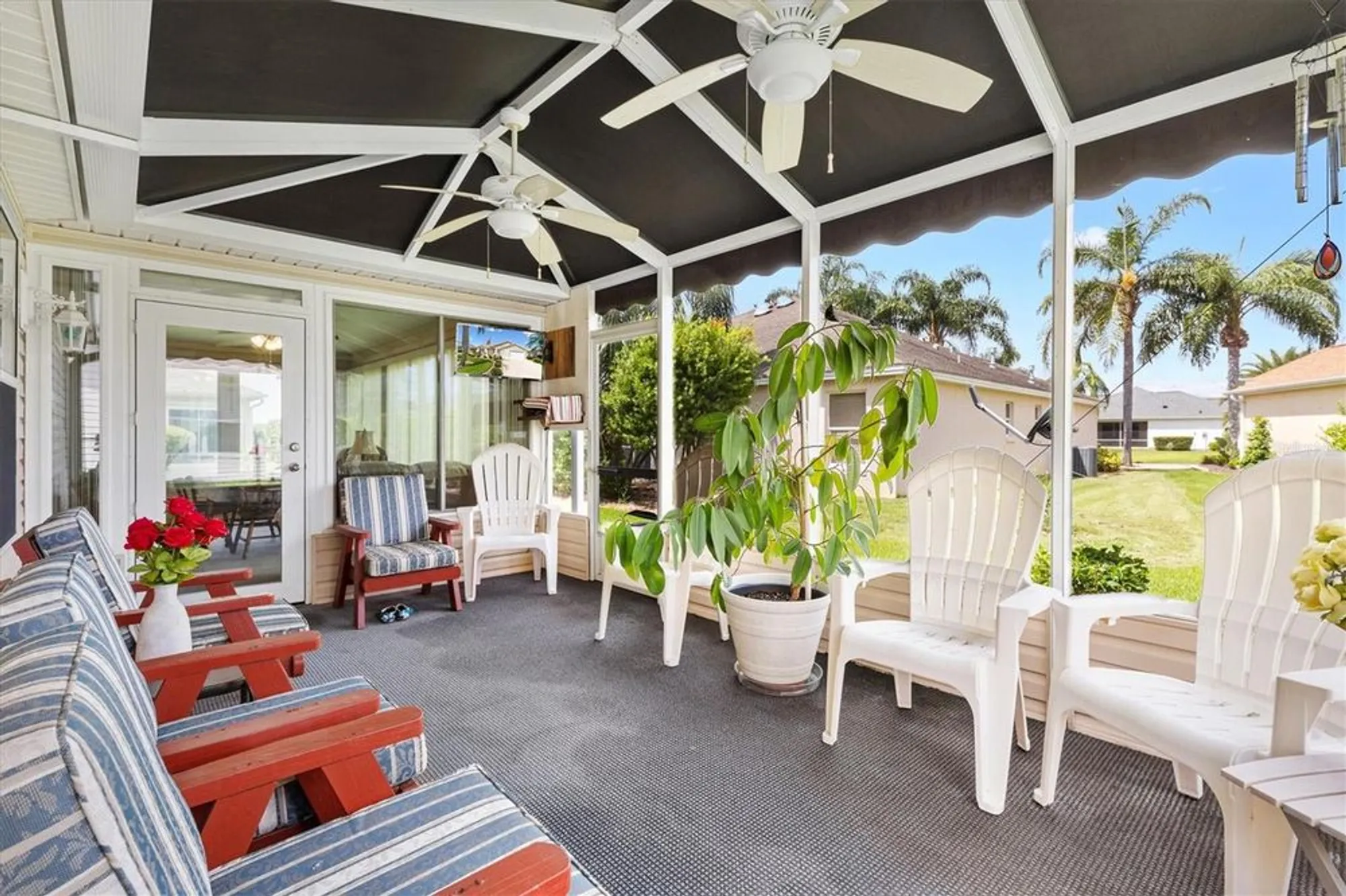 Property Slideshow image 33 of 43 | 1884 poppy cir, The Villages, FL, 32162