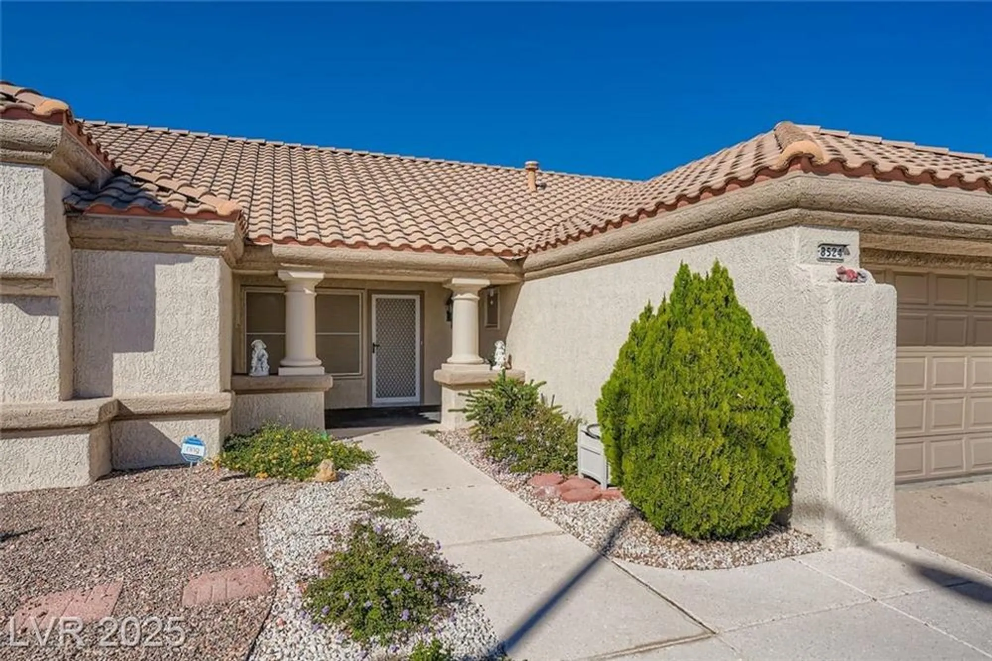 Property Slideshow image 28 of 38 | 8524 gull dr, Las Vegas, NV, 89134
