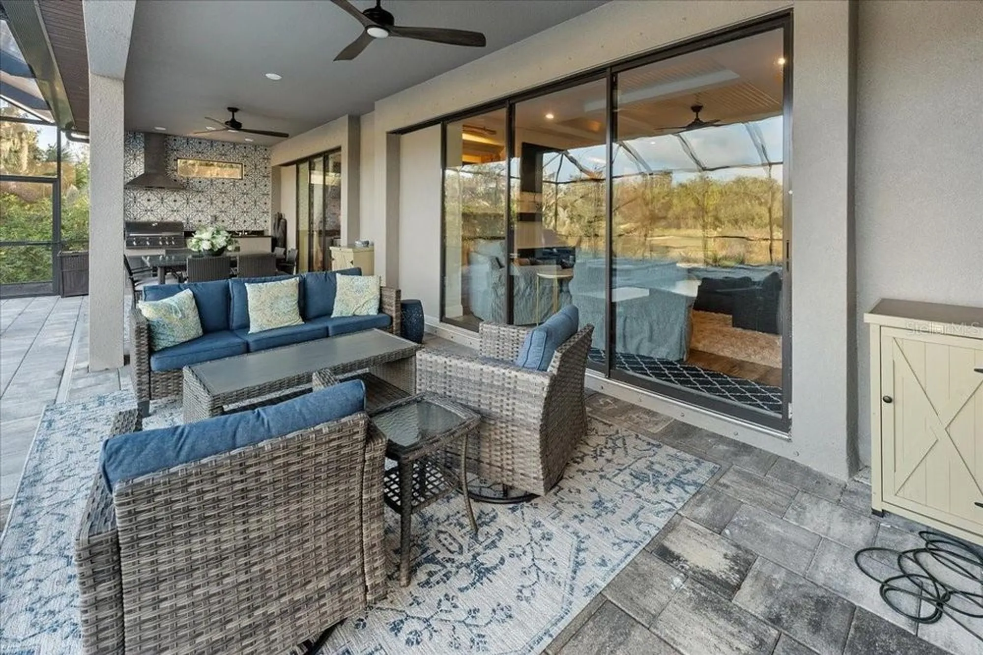 Property Slideshow image 11 of 86 | 10215 milky way cir, Sarasota, FL, 34241