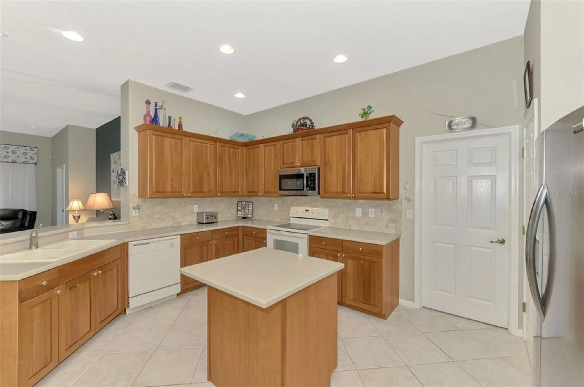 Property Slideshow image 20 of 75 | 14298 reserve ct, Port Charlotte, FL, 33953