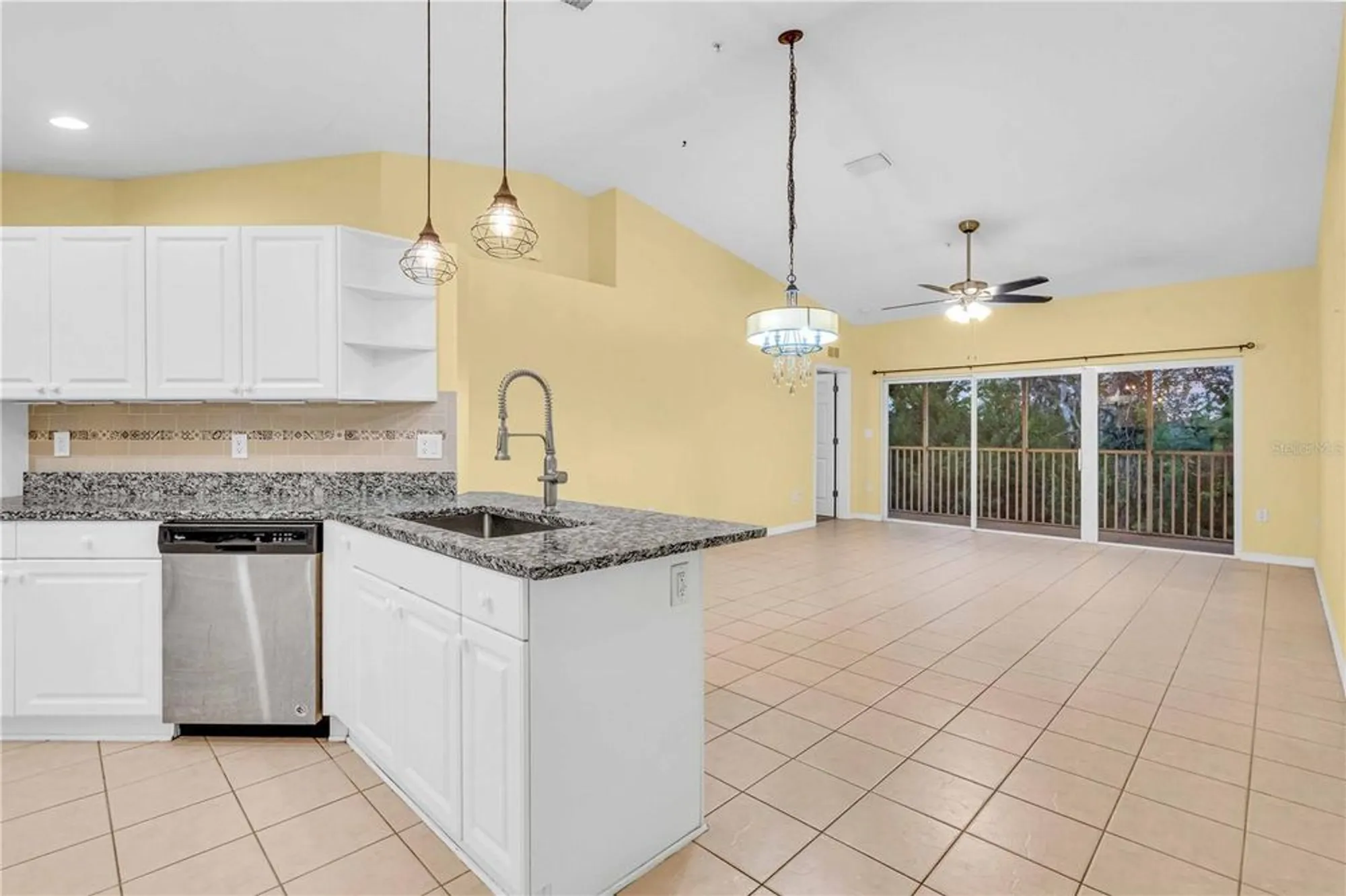 Property Slideshow image 5 of 51 | 6421 bay cedar ln, Bradenton, FL, 34203