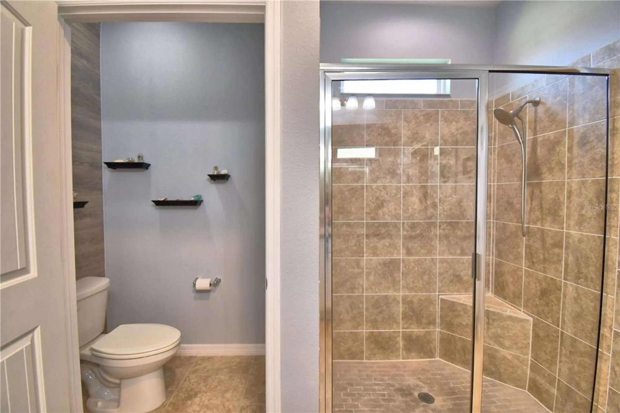 Property Slideshow image 21 of 55 | 2577 canyon crest dr, Lakeland, FL, 33811