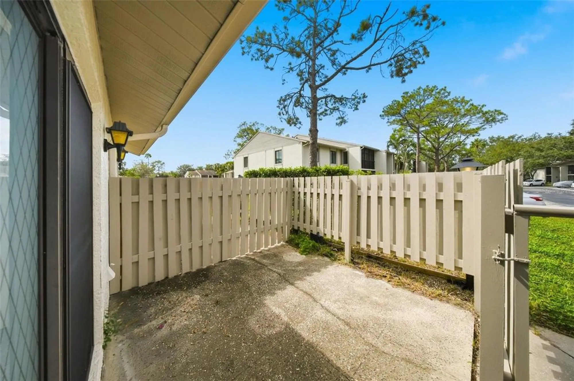 Property Slideshow image 43 of 44 | 1725 pine ridge way e, Palm Harbor, FL, 34684