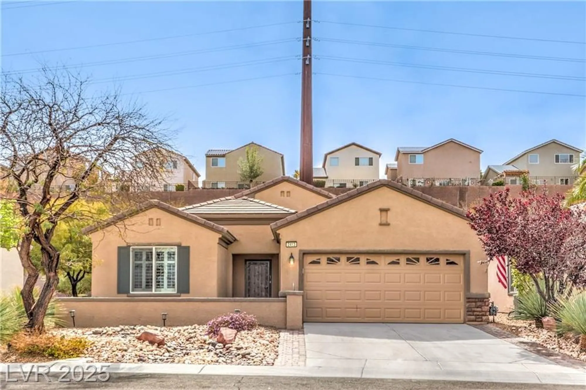 Property Slideshow image 1 of 37 | 2413 hamonah dr, Henderson, NV, 89044
