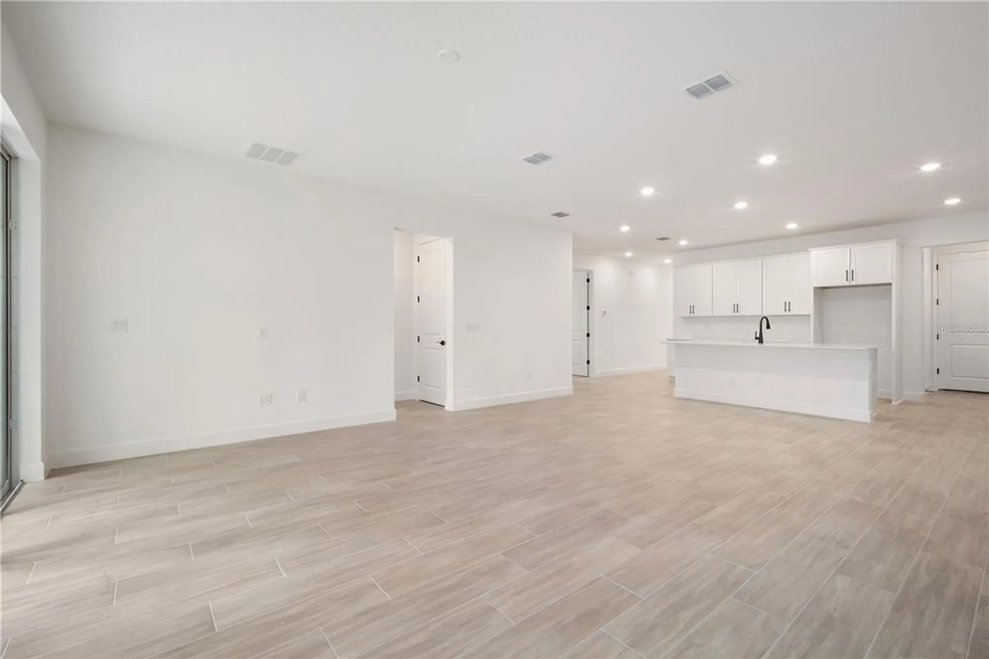 Property Slideshow image 16 of 45 | 9177 players dr, Weeki Wachee, FL, 34613