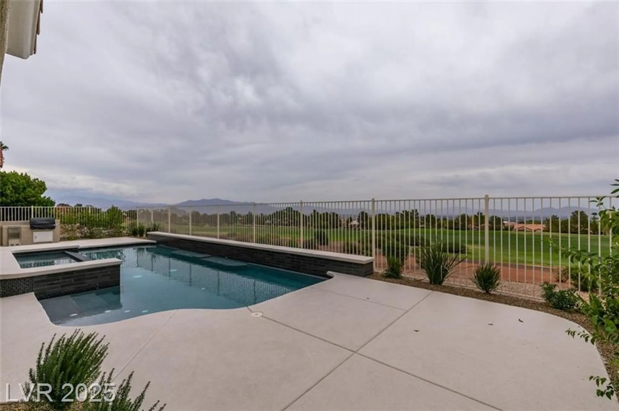 Property Slideshow image 36 of 39 | 2104 hot oak ridge st, Las Vegas, NV, 89134