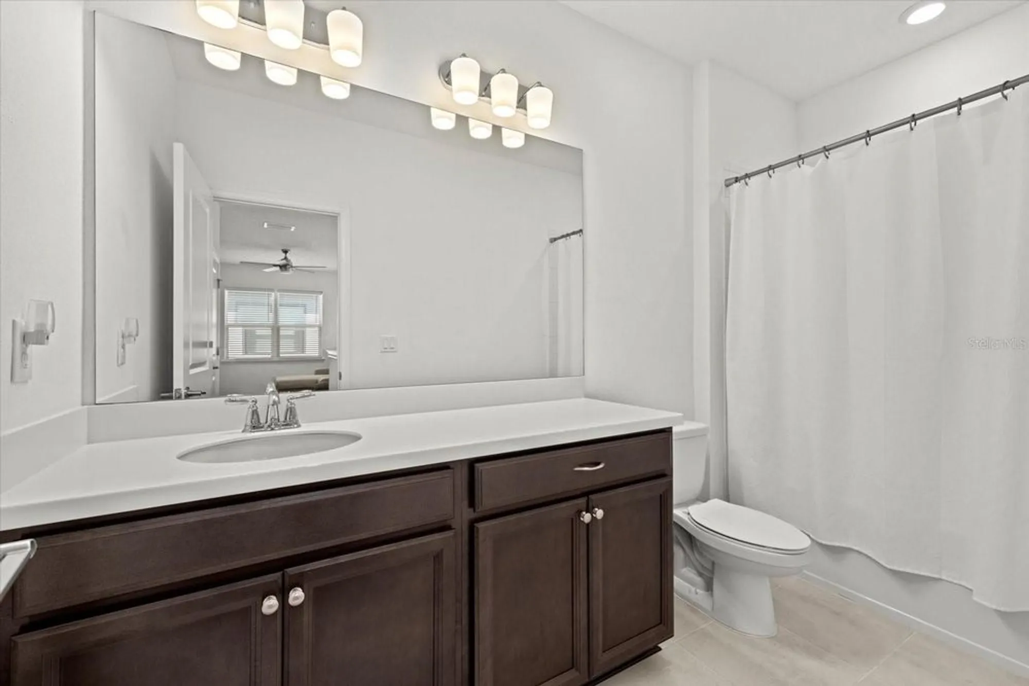 Property Slideshow image 19 of 46 | 16226 paynes mill dr, Lakewood Ranch, FL, 34211