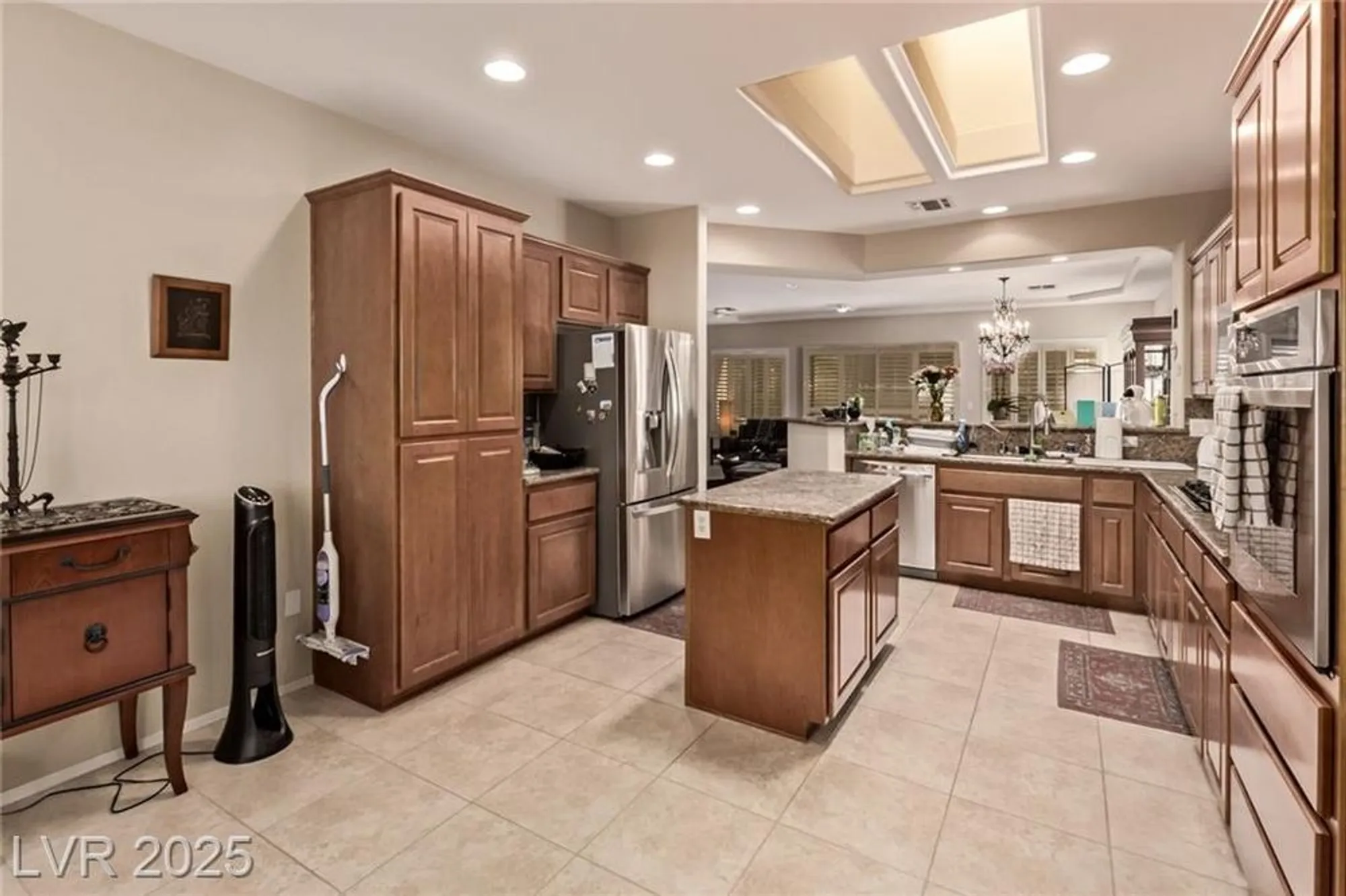 Property Slideshow image 12 of 32 | 2164 peyten park st, Henderson, NV, 89052
