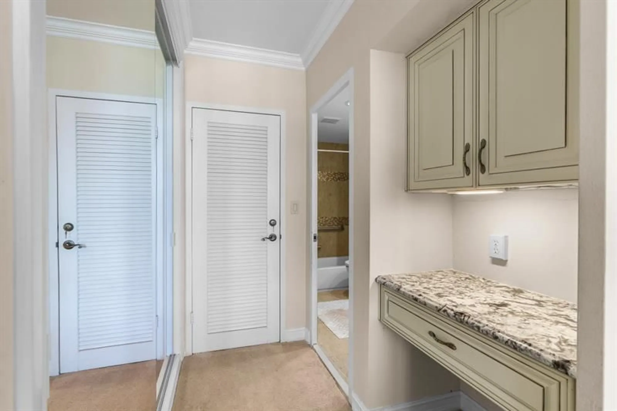 Property Slideshow image 24 of 48 | 3333 ne 34th st 810, Fort Lauderdale, FL, 33308