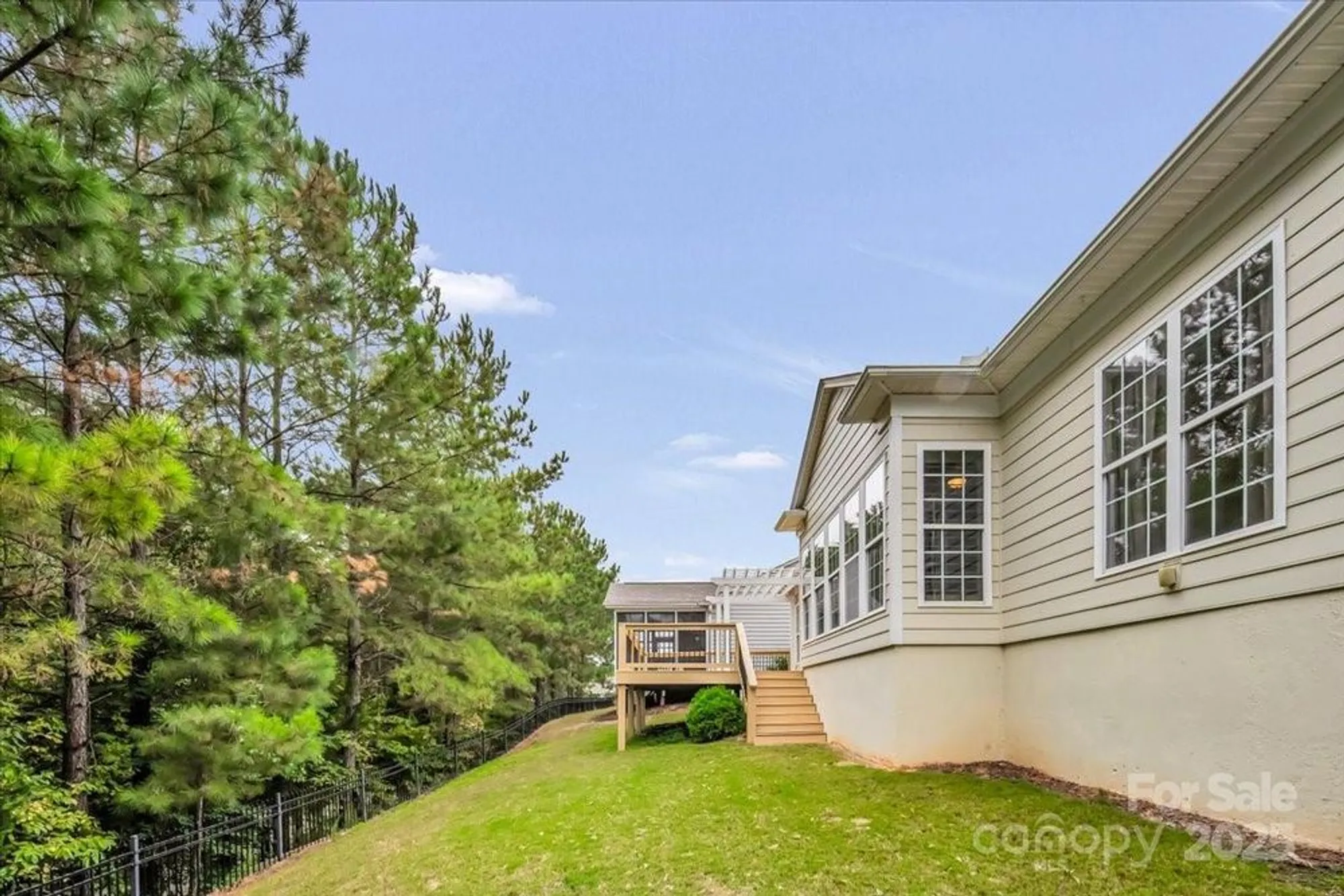 Property Slideshow image 37 of 45 | 51225 daffodil ct, Fort Mill, SC, 29707