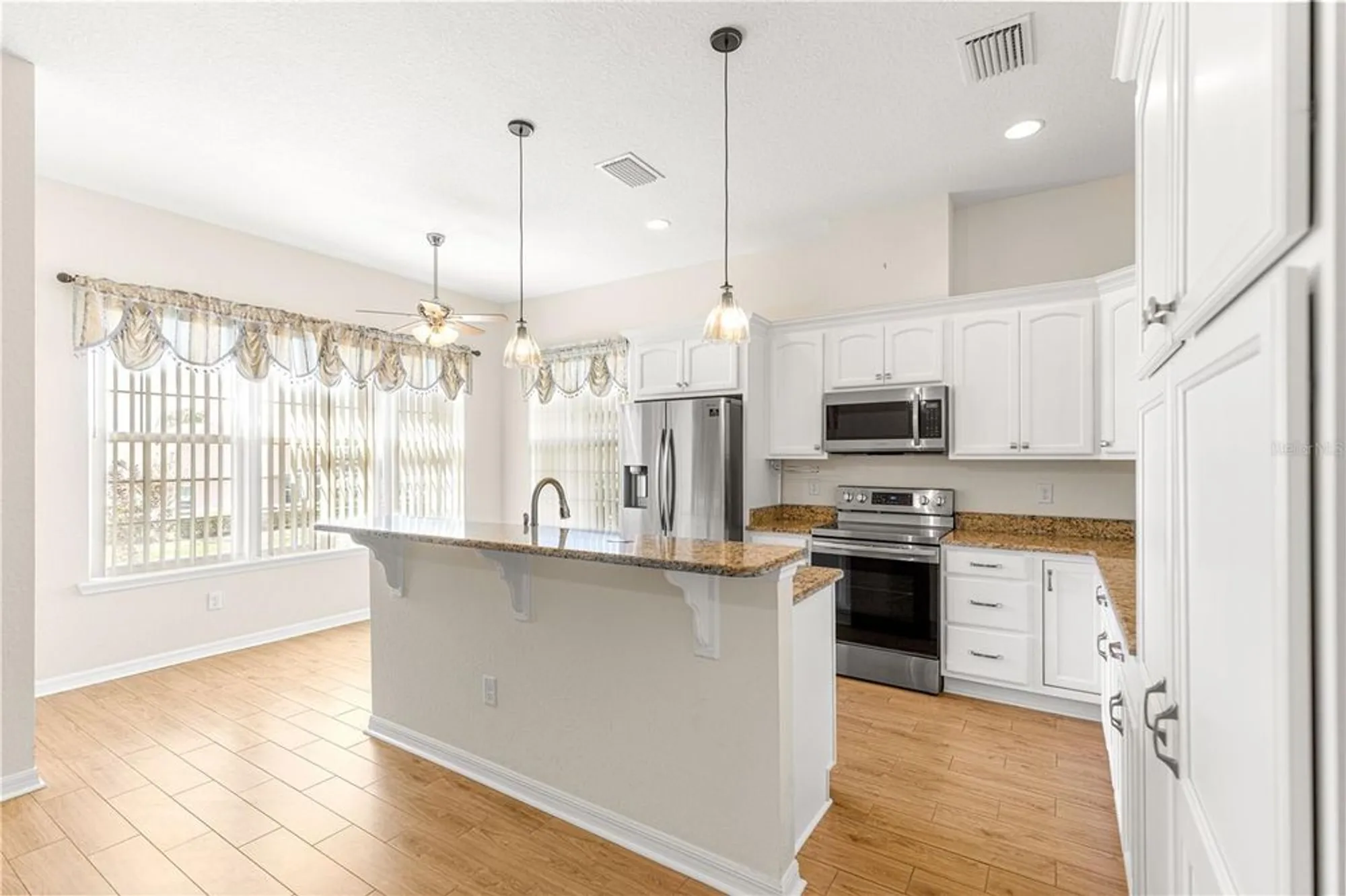 Property Slideshow image 8 of 42 | 17306 se 112th court rd, Summerfield, FL, 34491