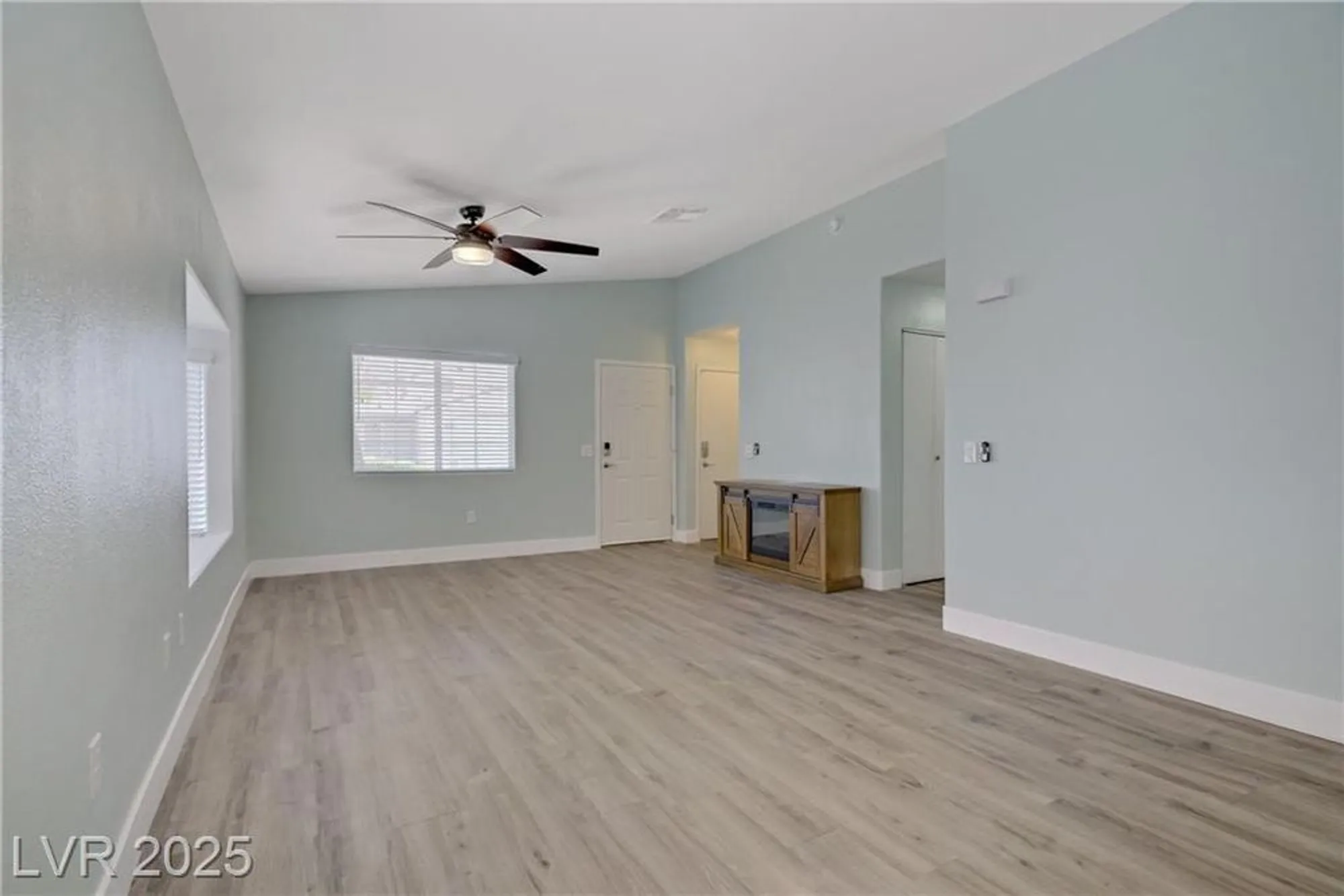 Property Slideshow image 5 of 30 | 5129 midnight oil dr, Las Vegas, NV, 89122