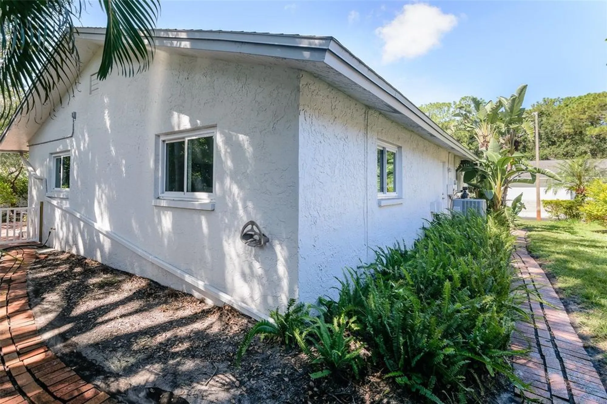 Property Slideshow image 37 of 56 | 1137 lanyard st, Palm Harbor, FL, 34685