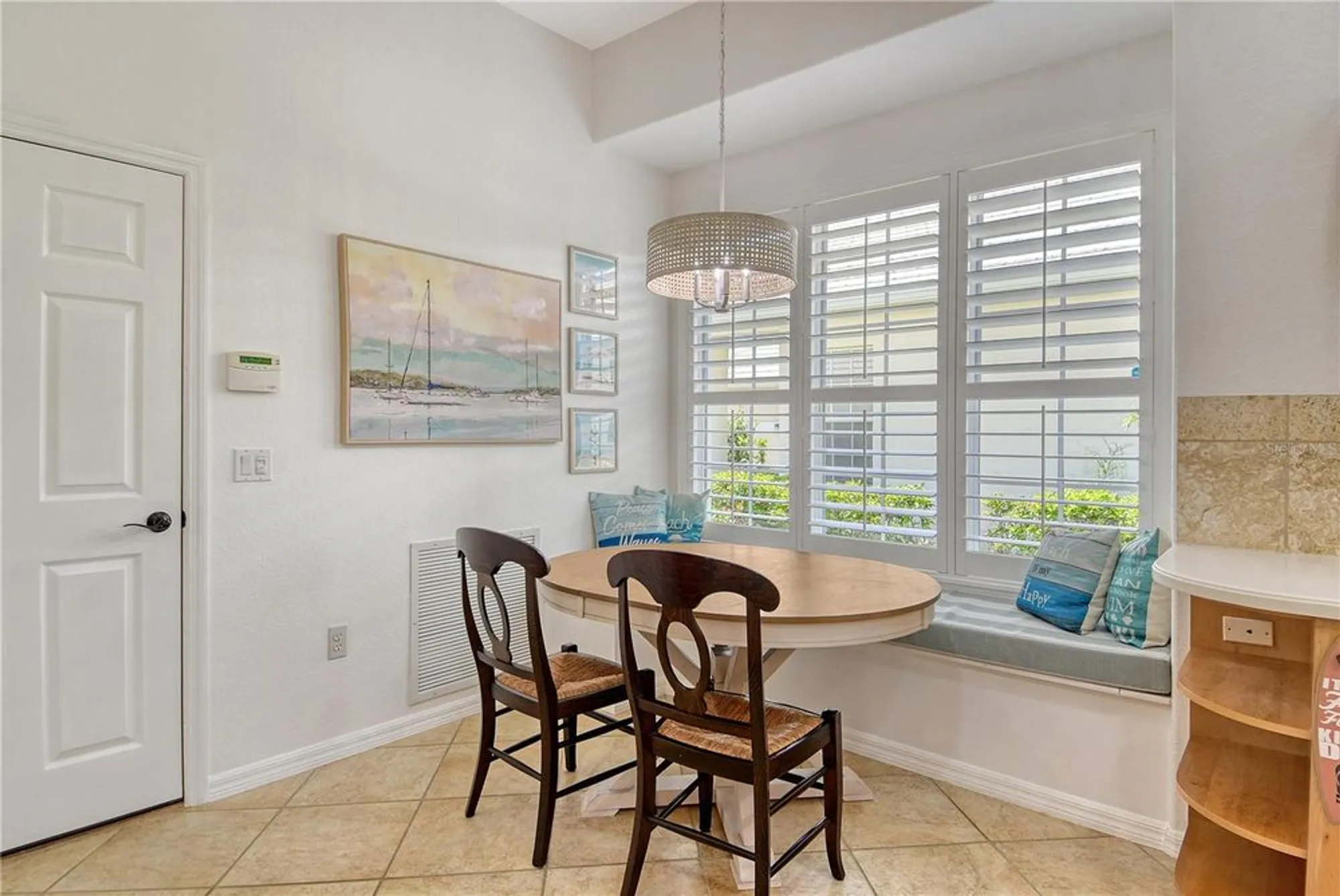 Property Slideshow image 11 of 52 | 340 bermuda ct 5, Venice, FL, 34293