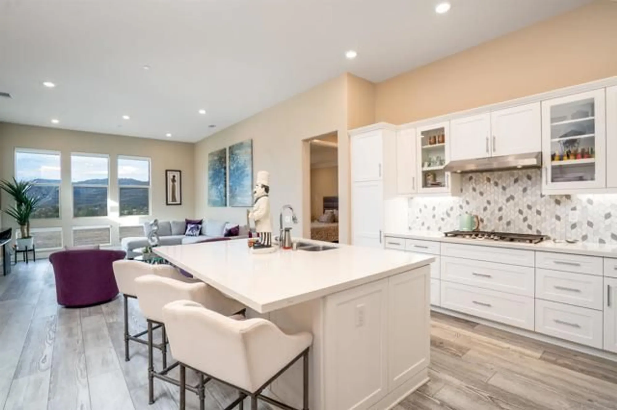 Property Slideshow image 5 of 41 | 16750 coyote bush dr 108, San Diego, CA, 92127