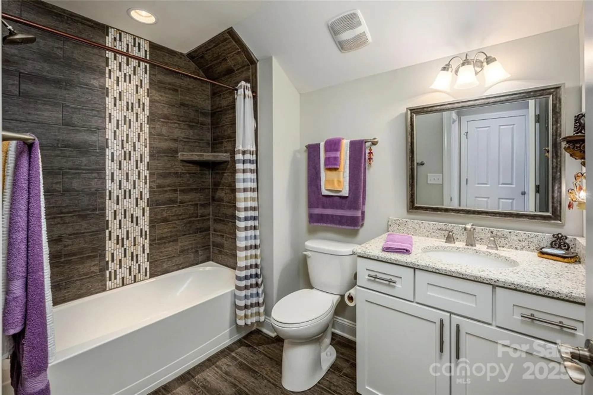 Property Slideshow image 41 of 48 | 16215 lakeside loop ln, Cornelius, NC, 28031