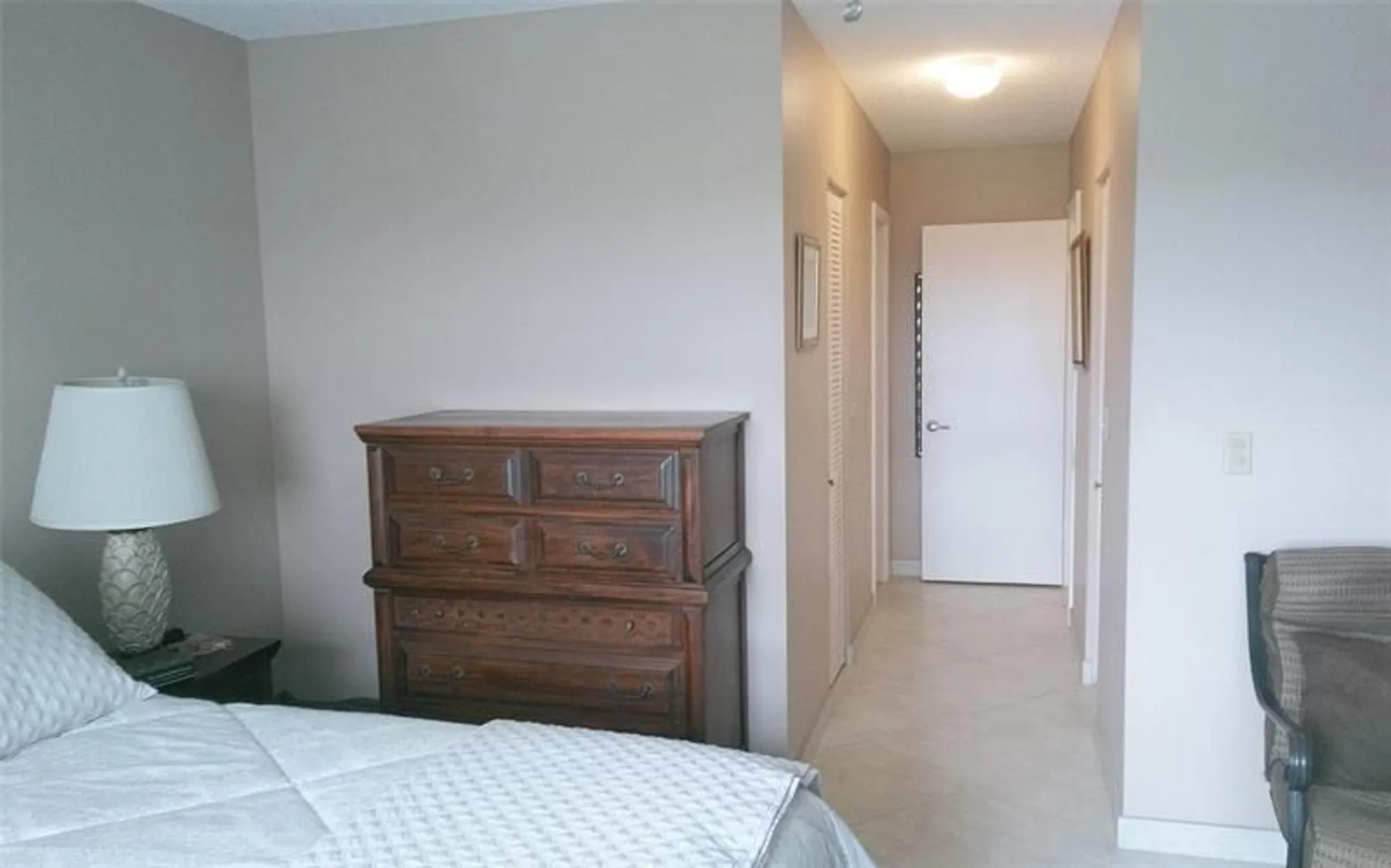 Property Slideshow image 22 of 62 | 206 se 10th st 406, Dania Beach, FL, 33004