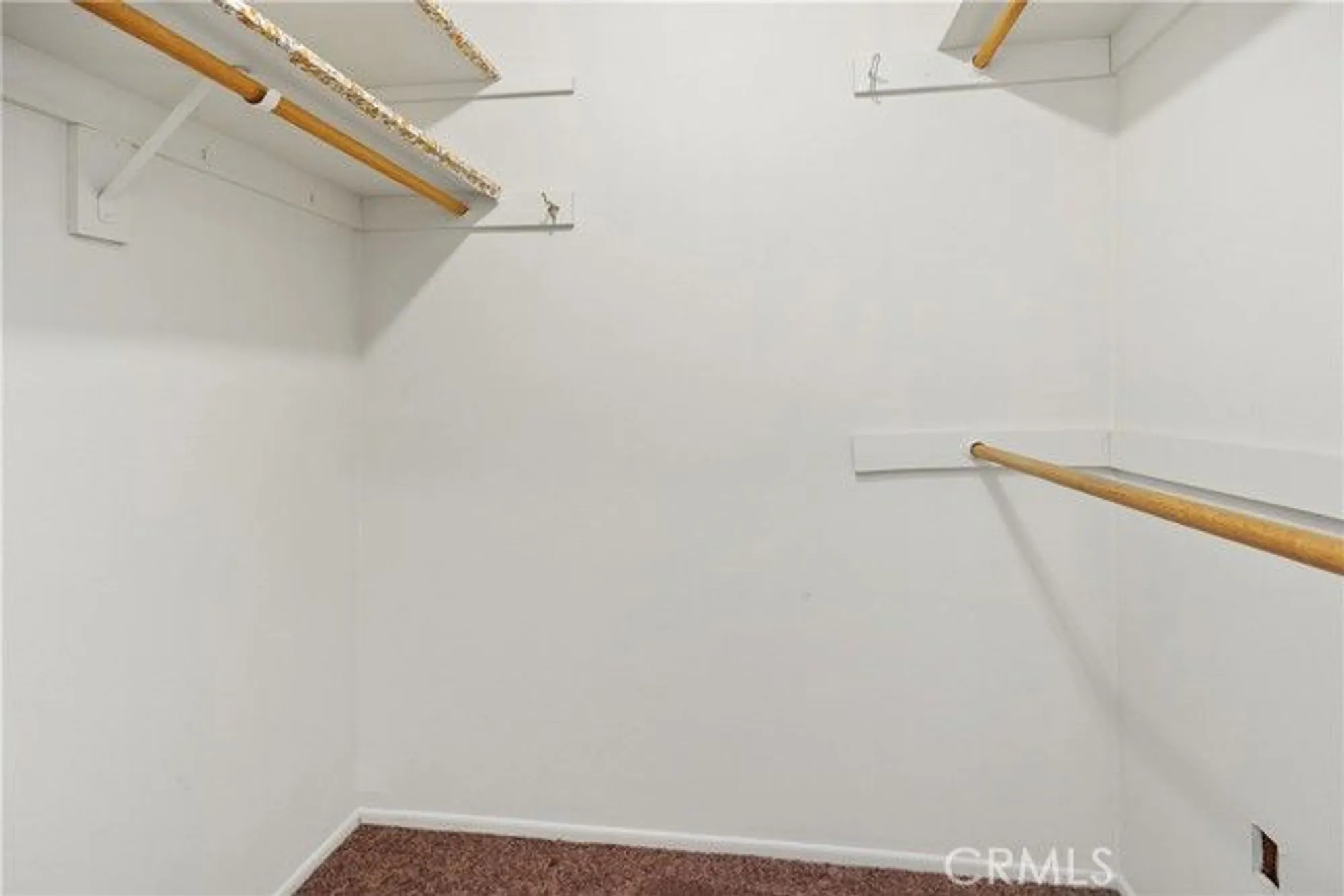 Property Slideshow image 18 of 32 | 1150 lemon gum ln, Hemet, CA, 92545