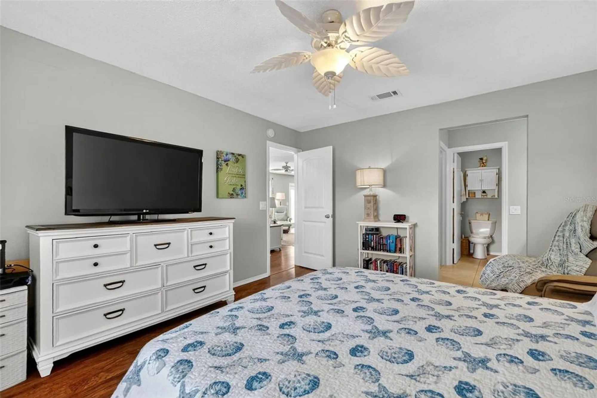 Property Slideshow image 18 of 26 | 2107 escobar ave, The Villages, FL, 32159