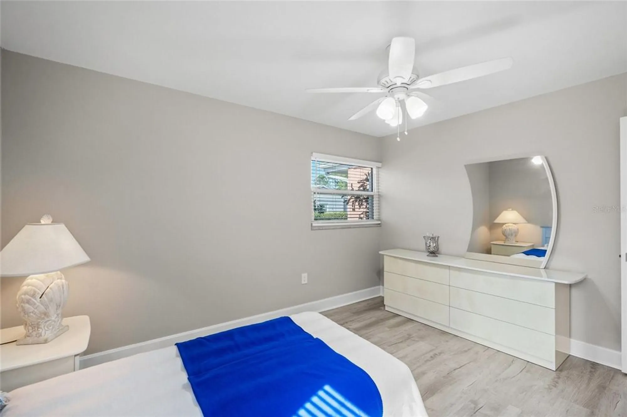 Property Slideshow image 22 of 35 | 6213 green view dr # 127, Sarasota, FL, 34231