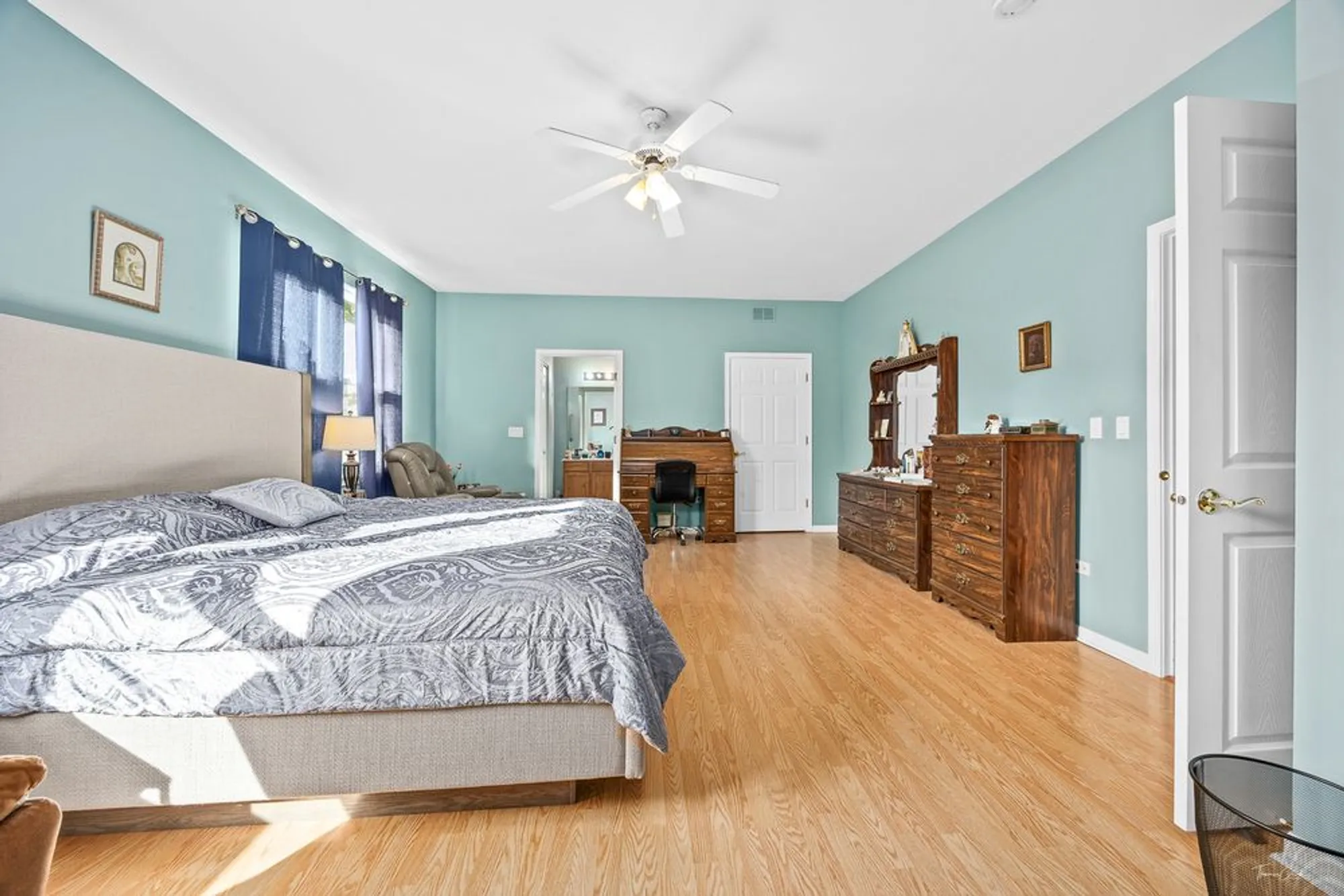 Property Slideshow image 17 of 41 | 21108 w cypress ct, Plainfield, IL, 60544