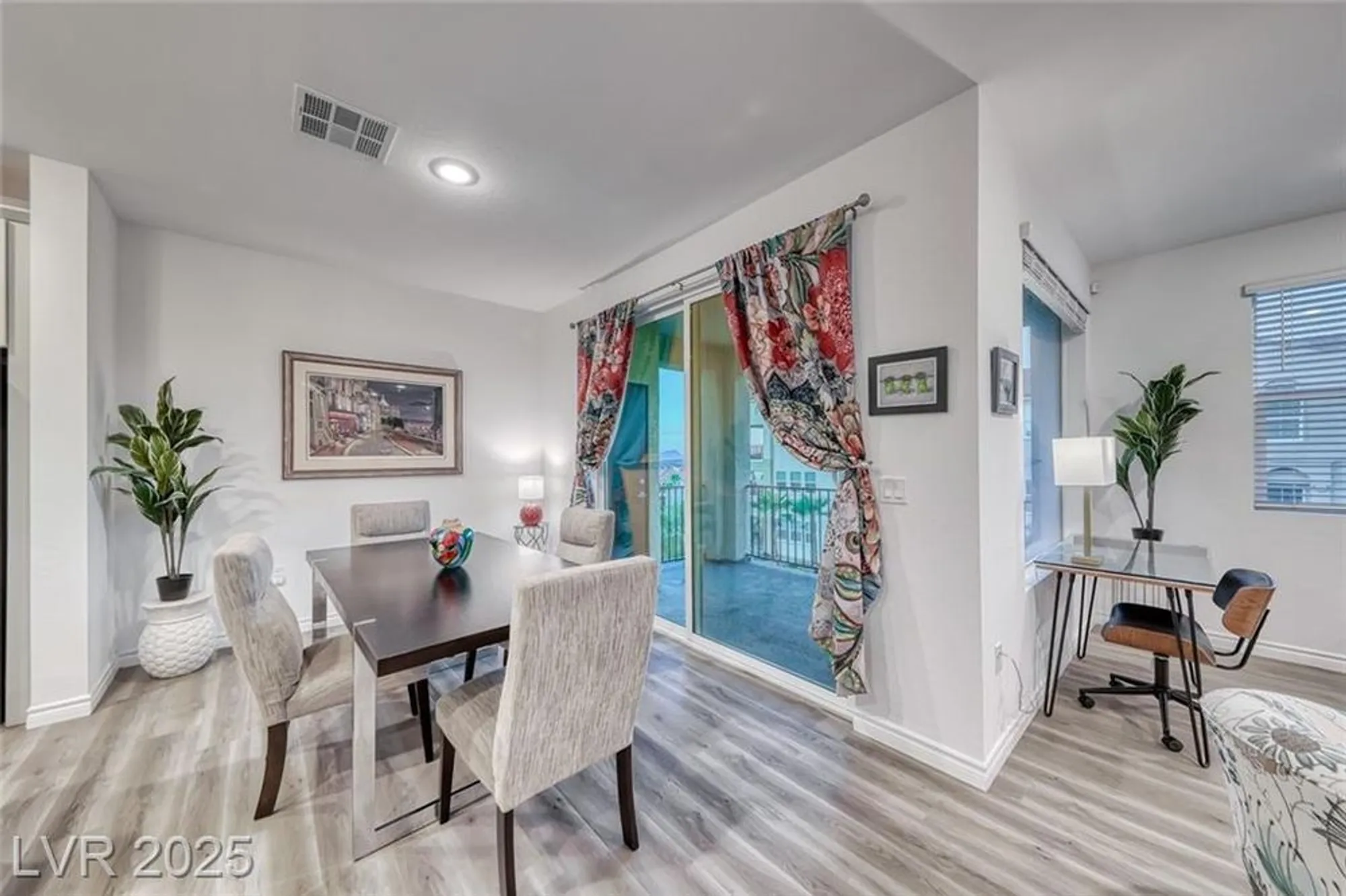 Property Slideshow image 18 of 57 | 2555 hampton rd 9308, Henderson, NV, 89052