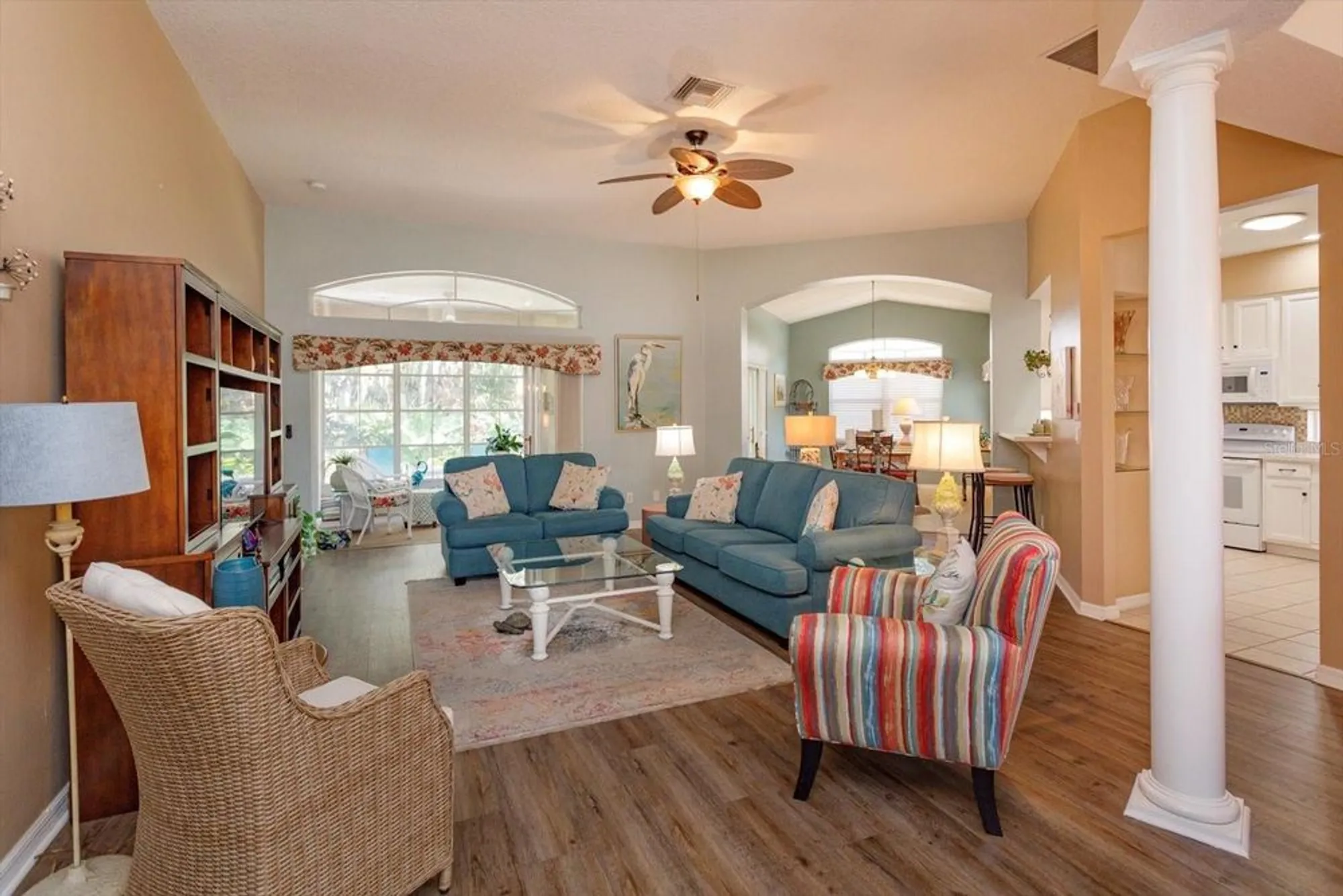 Property Slideshow image 6 of 28 | 5401 essex ct, Leesburg, FL, 34748