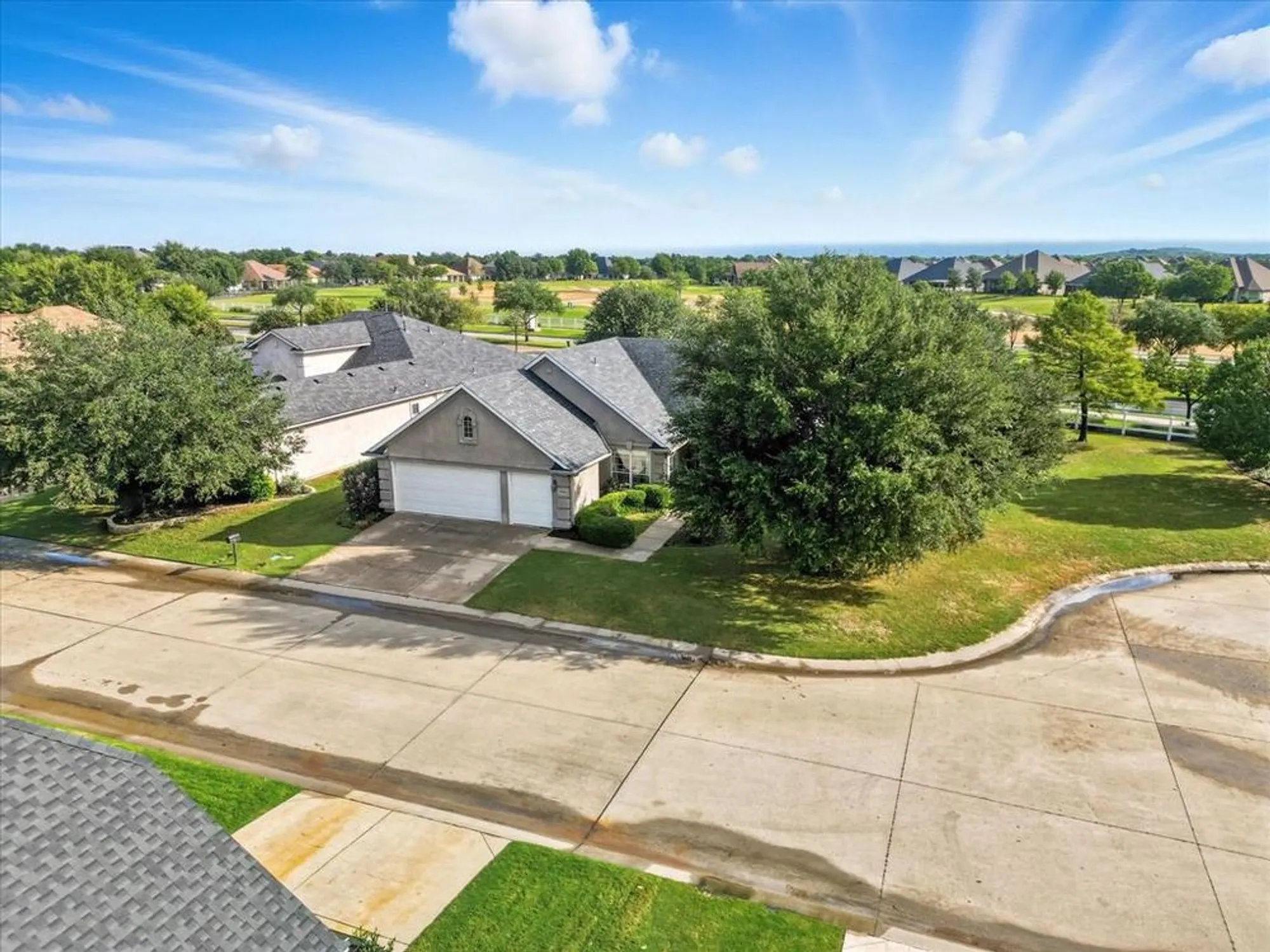 Property Slideshow image 36 of 39 | 9704 amber ct, Denton, TX, 76207